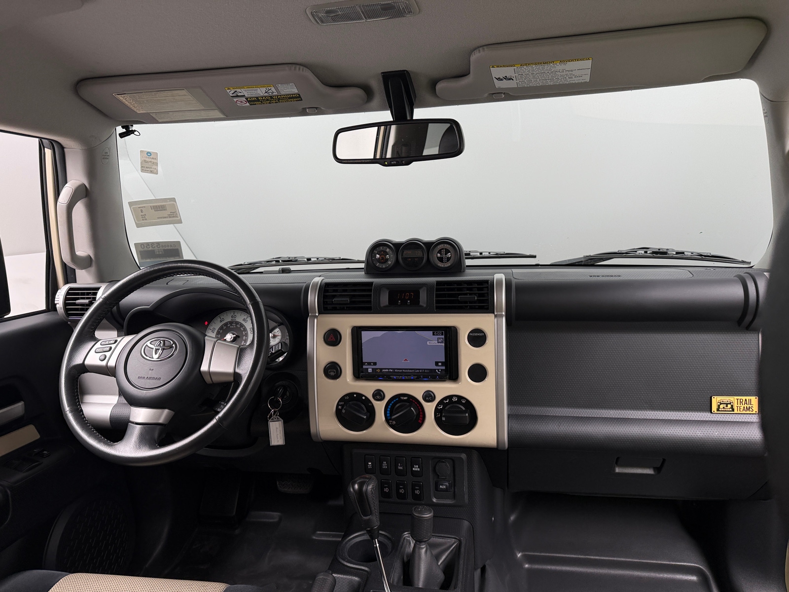 Thumbnail: 2010 Toyota FJ Cruiser - 3