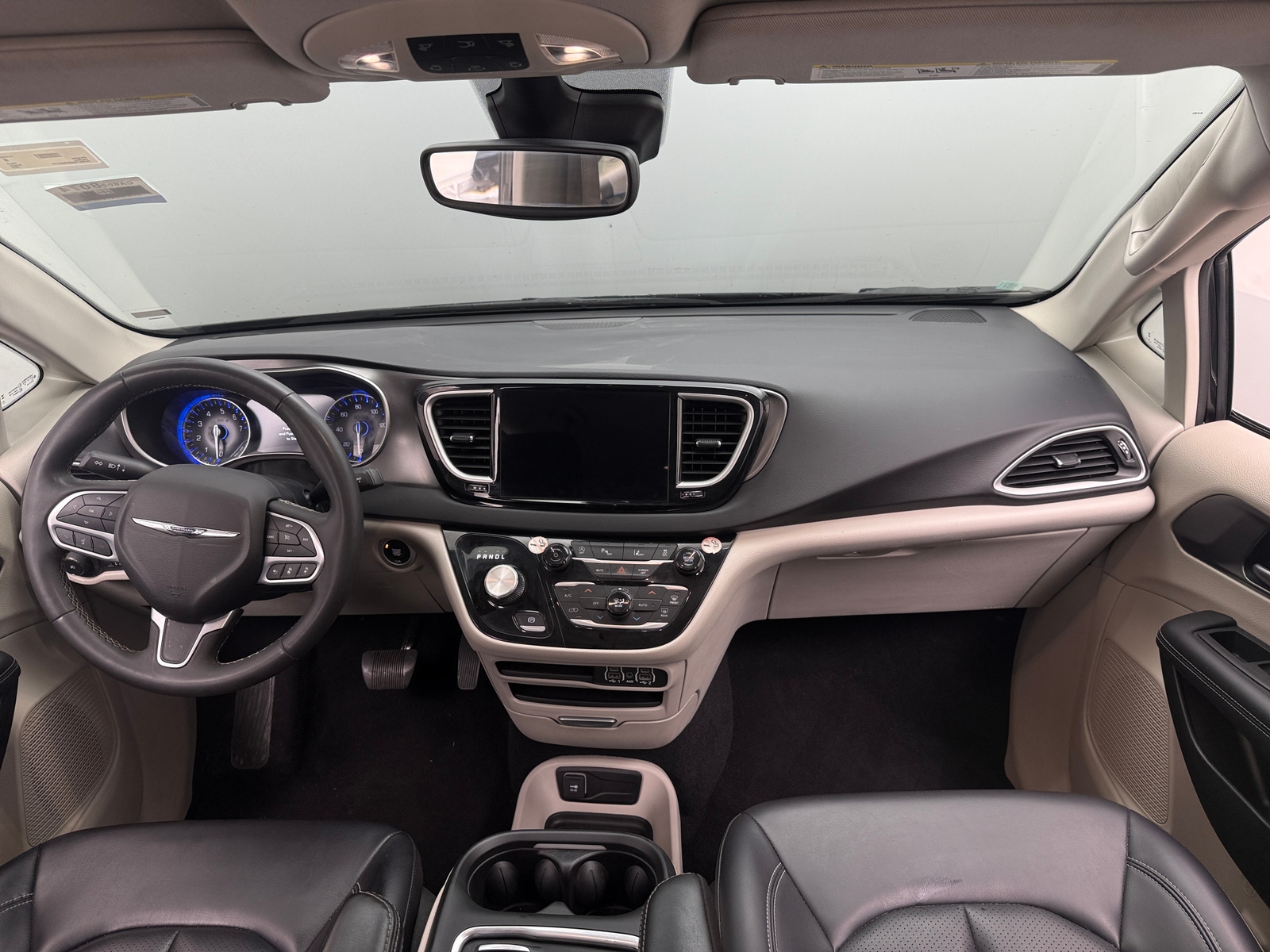 Thumbnail: 2023 Chrysler Pacifica - 2