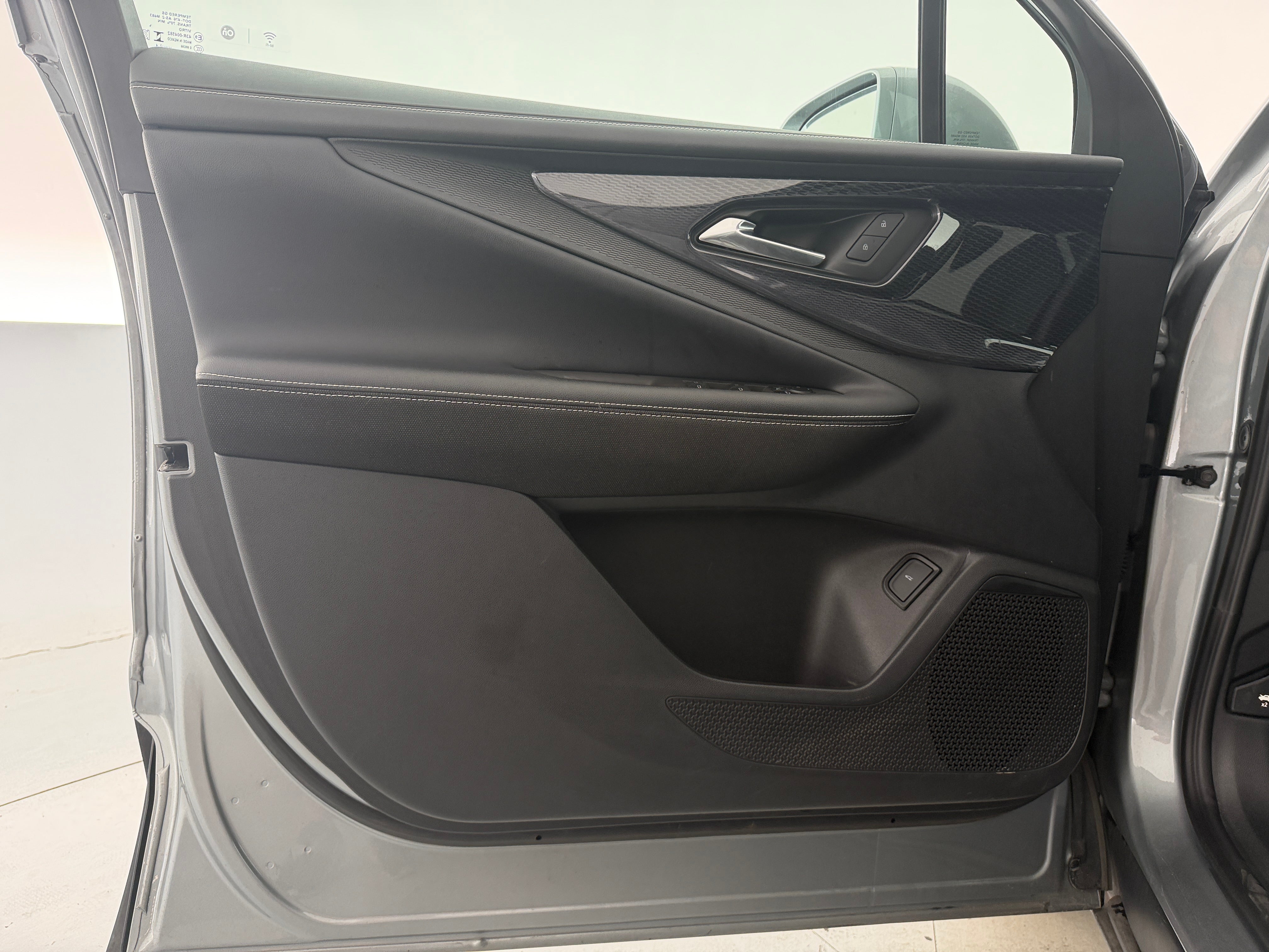 Used 2024 Chevrolet Blazer EV LT with VIN 3GNKDBRJXRS202961 for sale in Auburn, WA