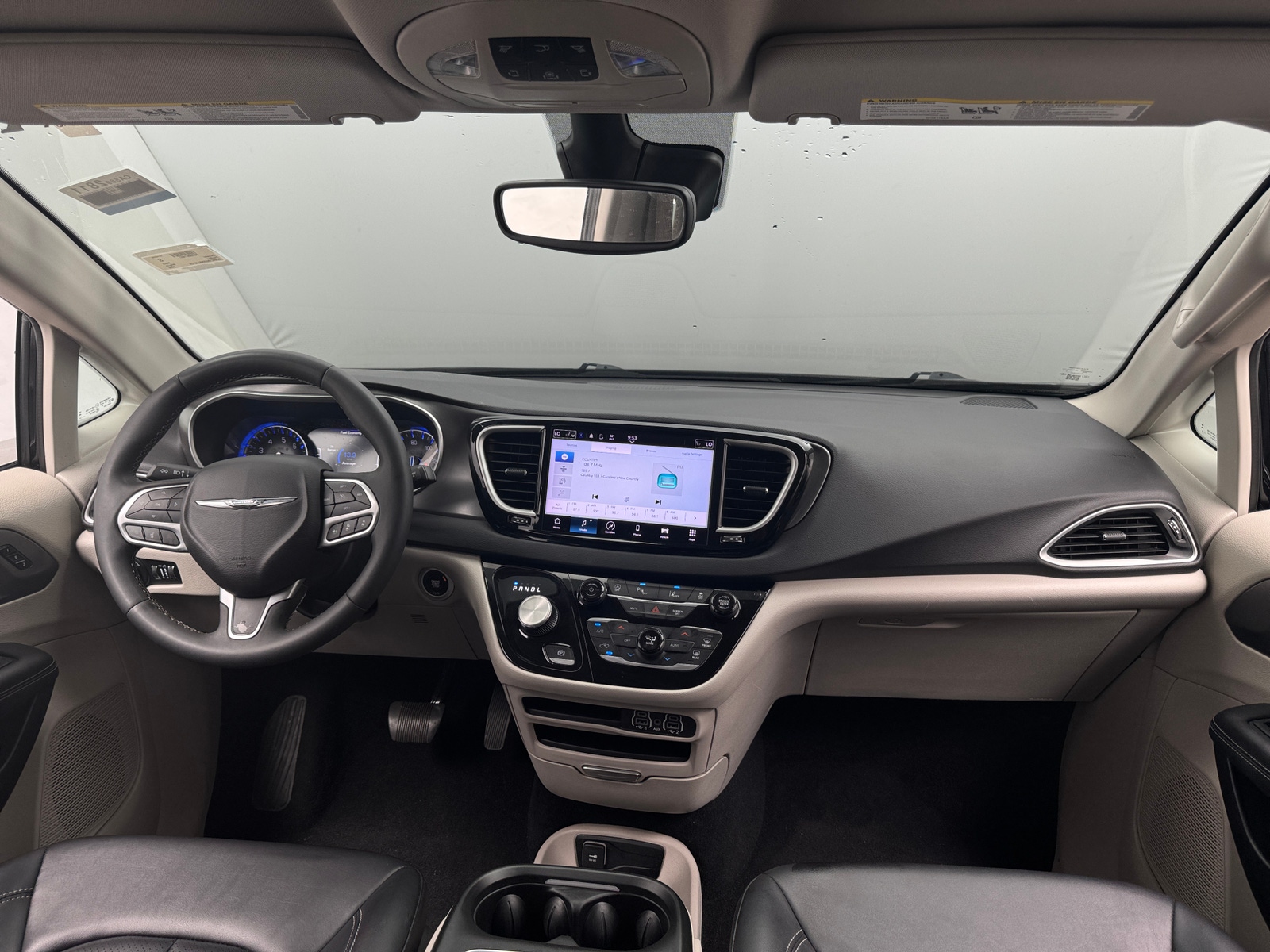 Thumbnail: 2024 Chrysler Pacifica - 2