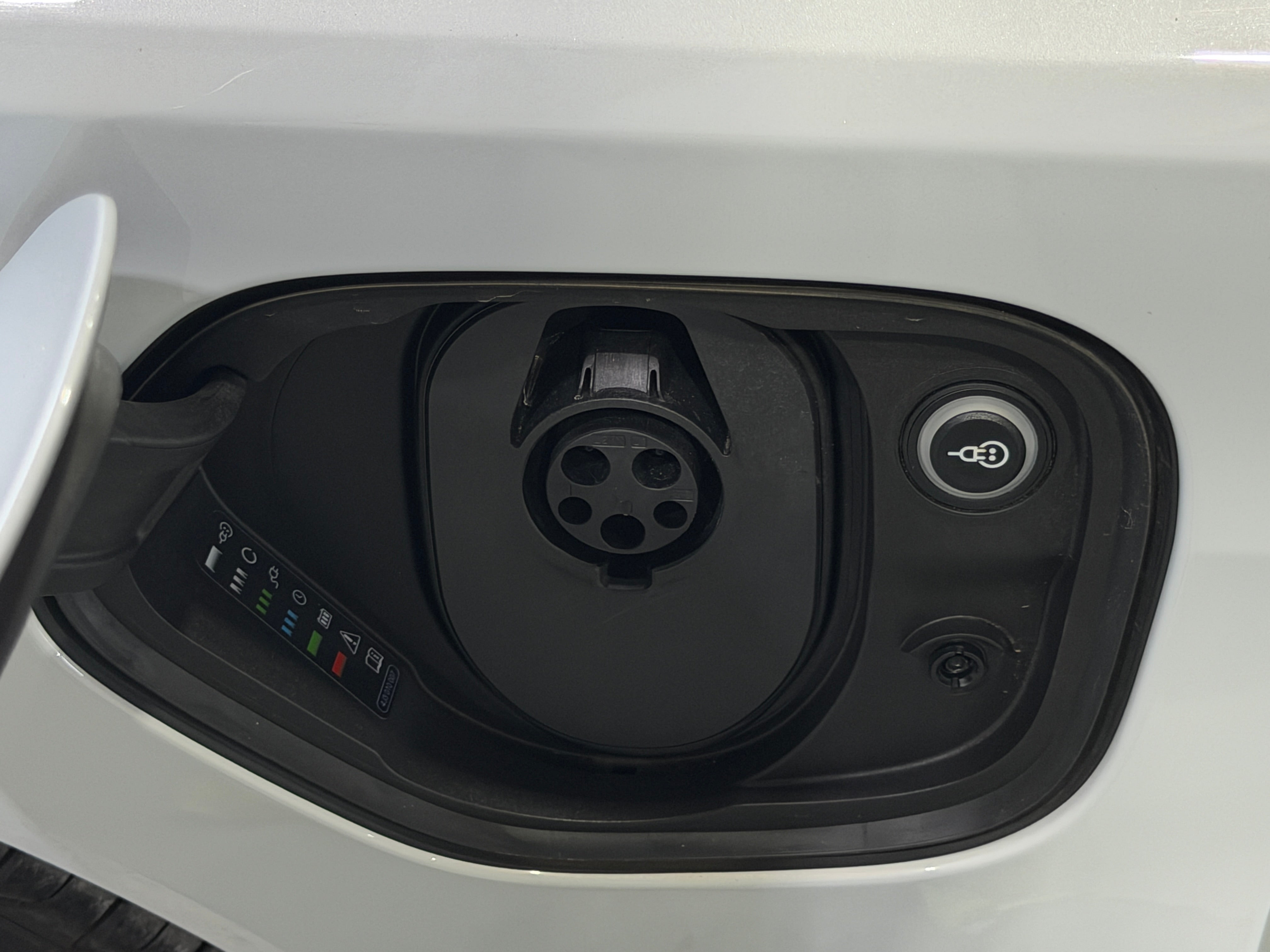 Used 2022 Audi e-tron GT Prestige with VIN WAUEJBFW0N7001414 for sale in Auburn, WA