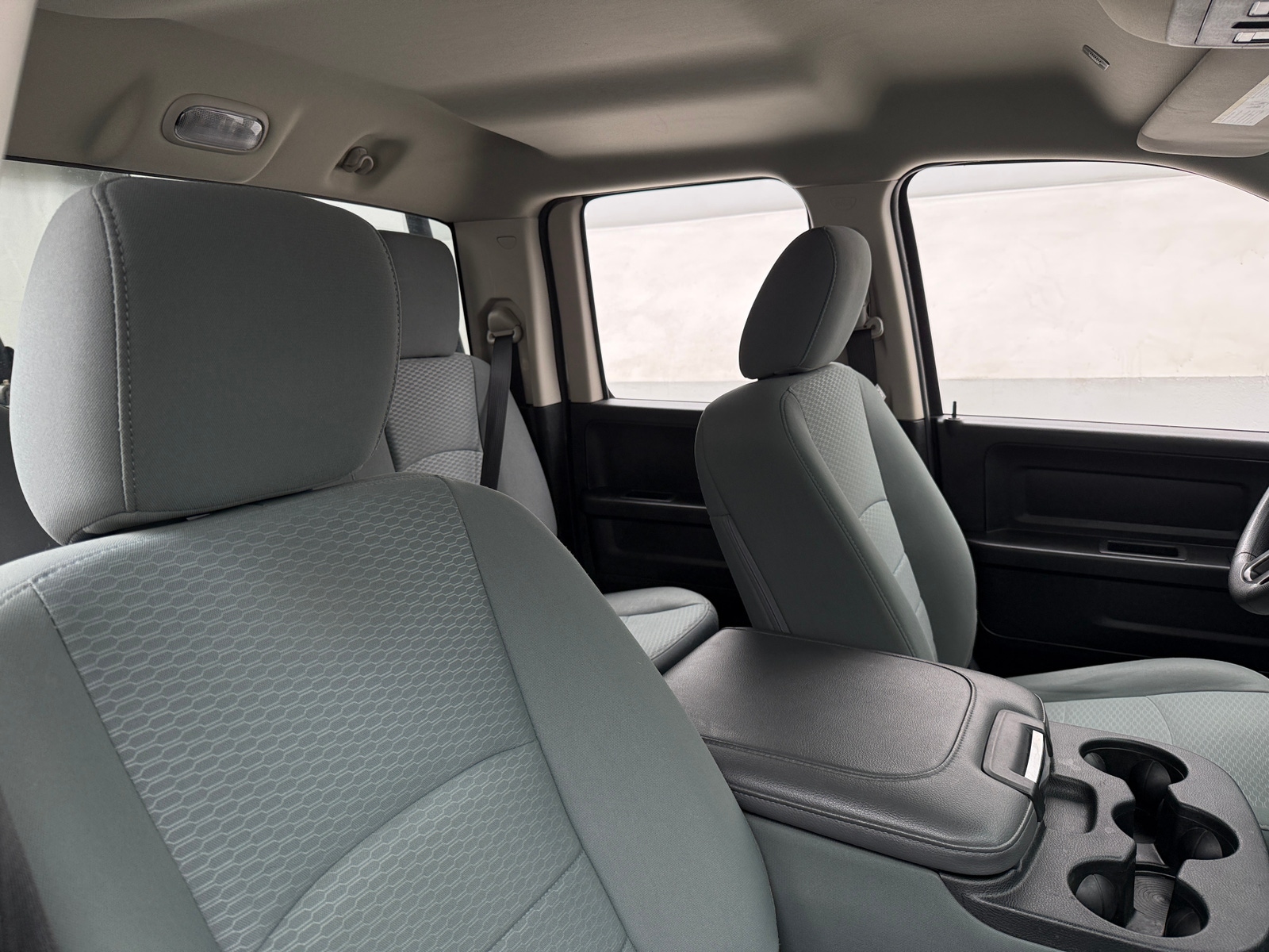 Thumbnail: 2019 RAM 1500 Classic - 2