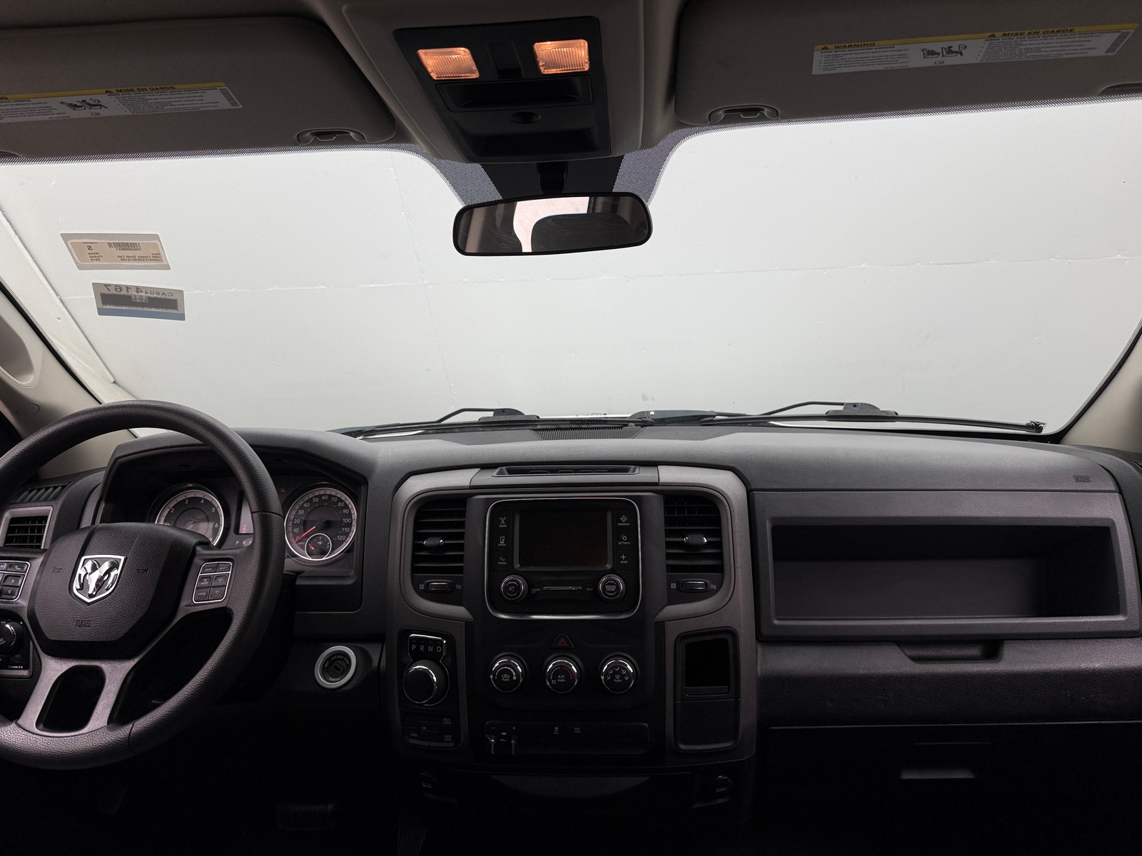 Thumbnail: 2019 RAM 1500 Classic - 3