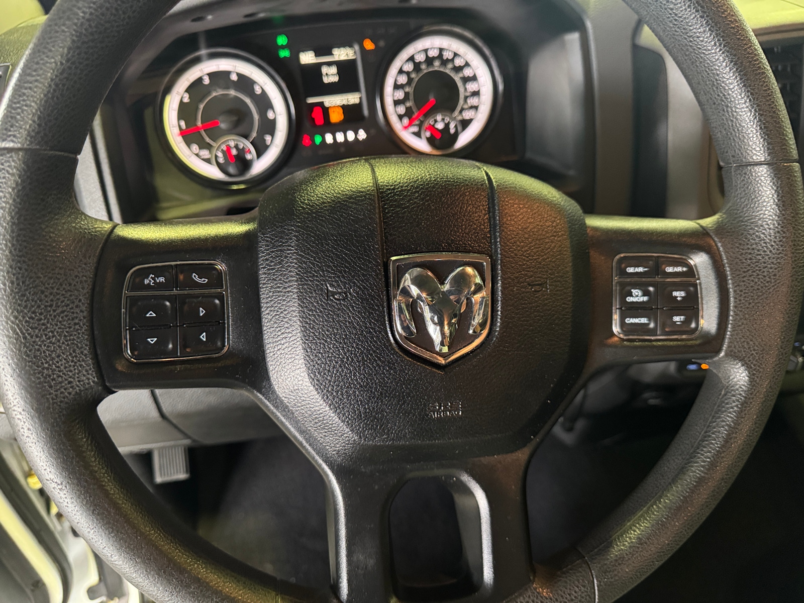 Thumbnail: 2019 RAM 1500 Classic - 5