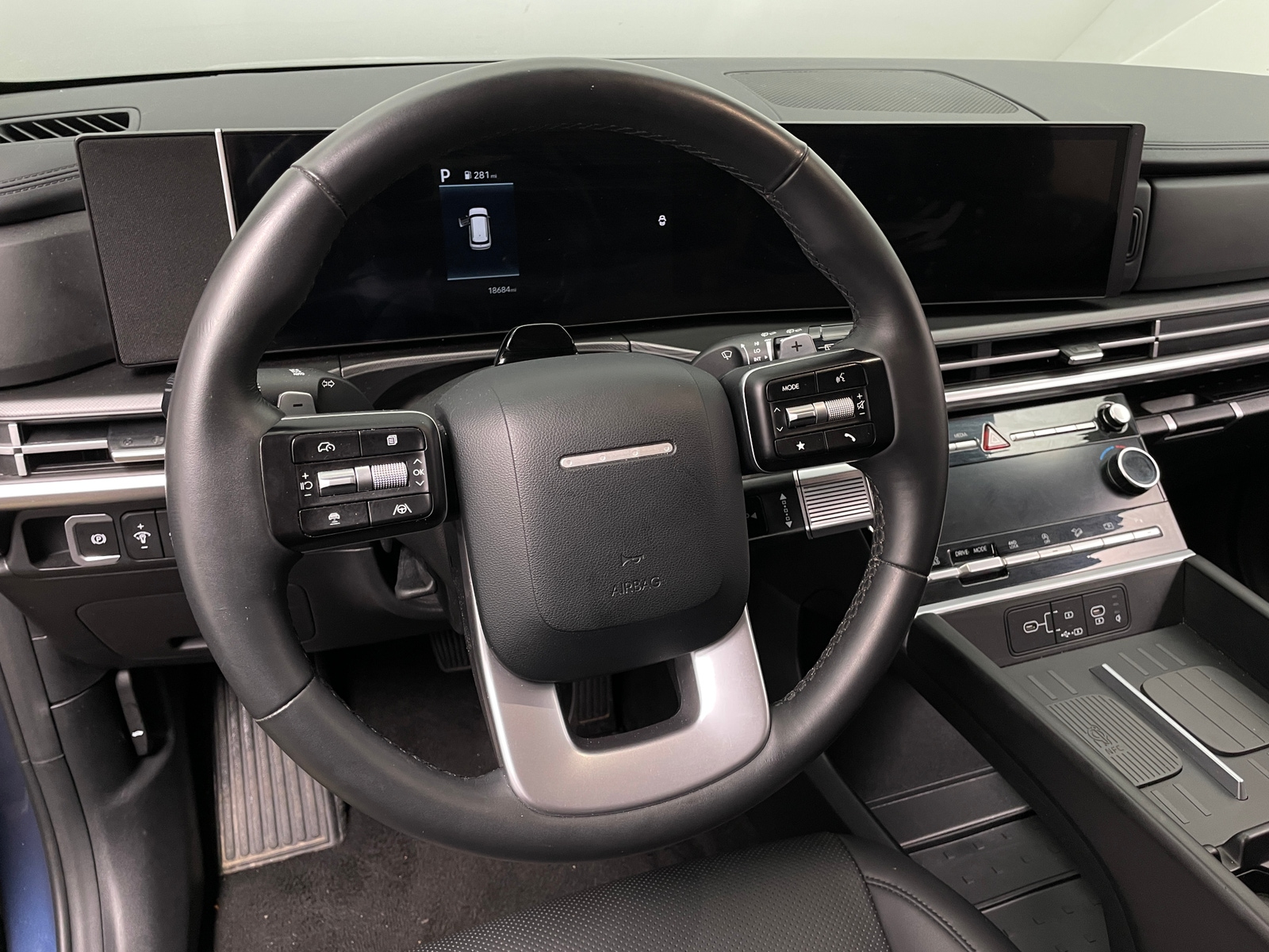 Thumbnail: 2026 Hyundai Santa Fe - 4