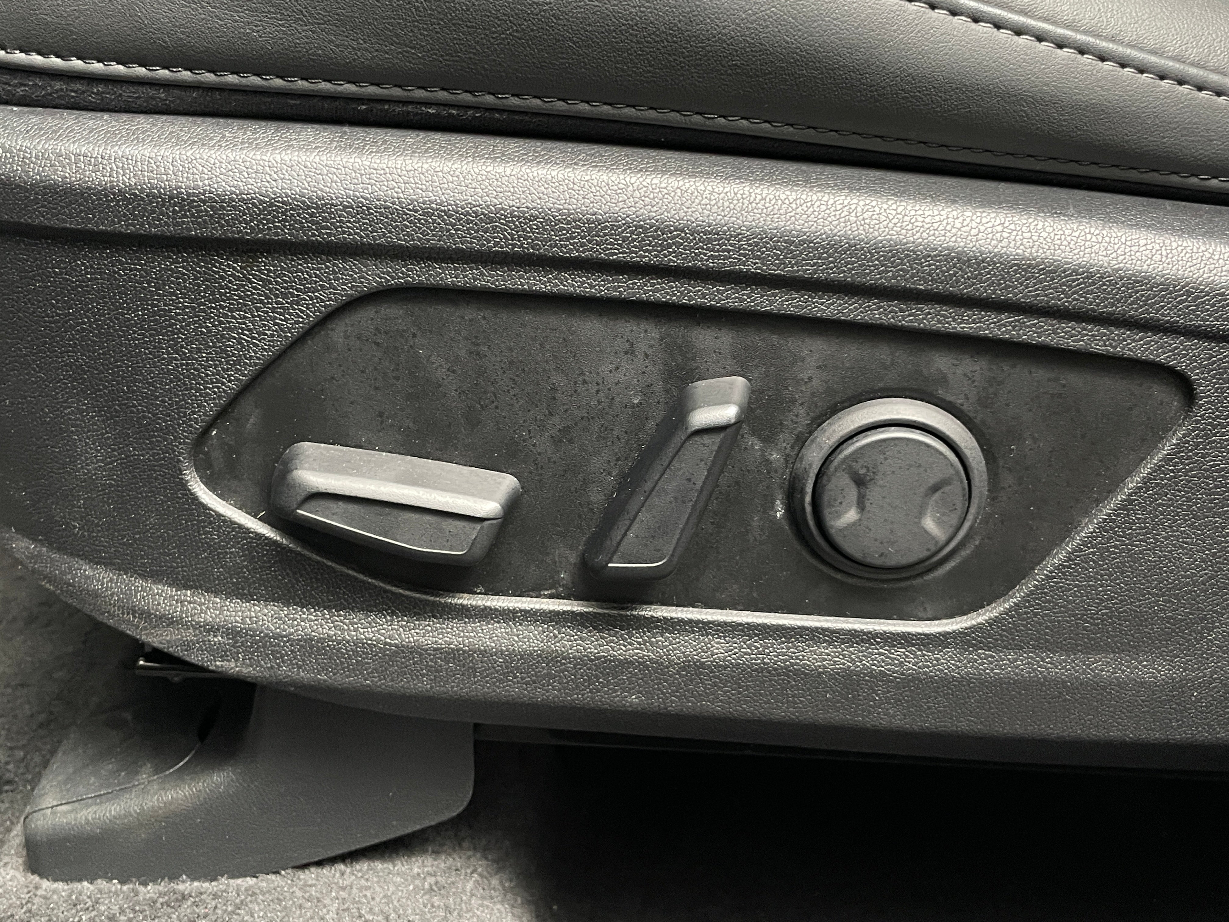 2026 Kia Sorento EX - Photo 10