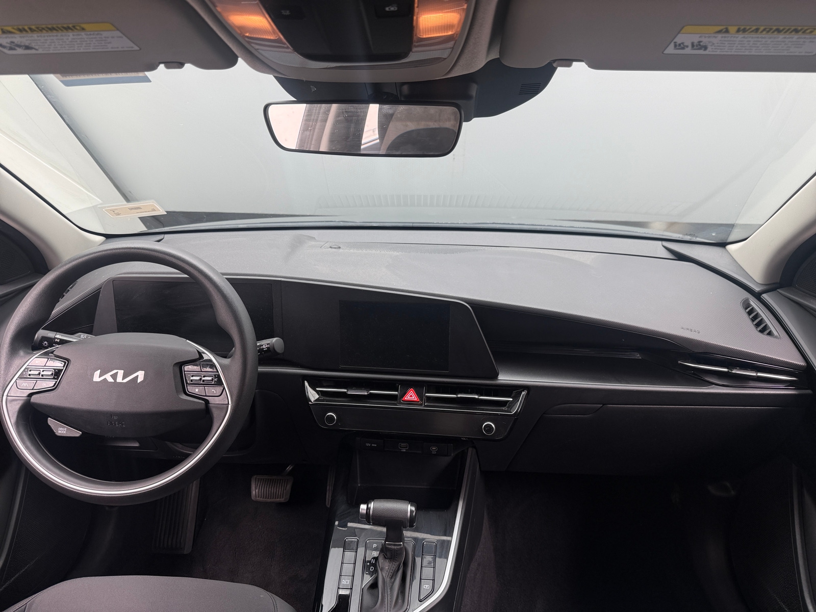Thumbnail: 2023 Kia Niro - 3
