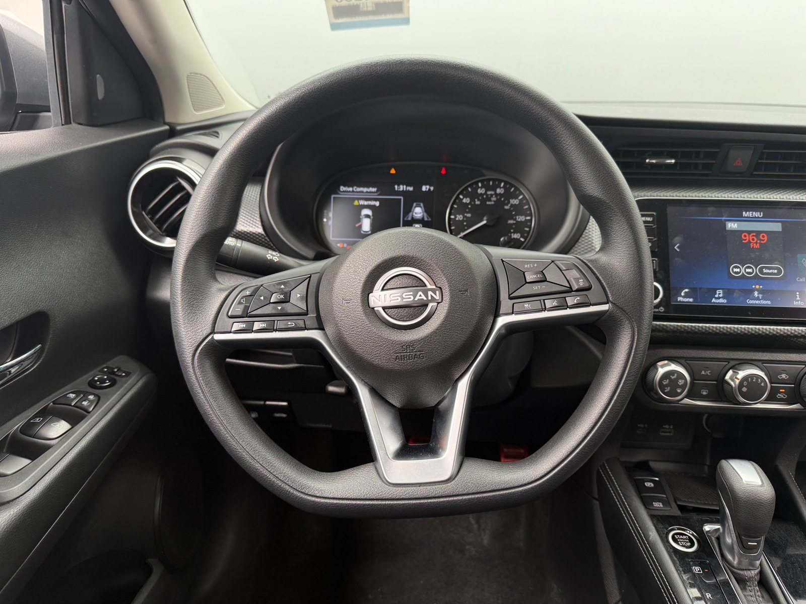 Thumbnail: 2023 Nissan Kicks - 5