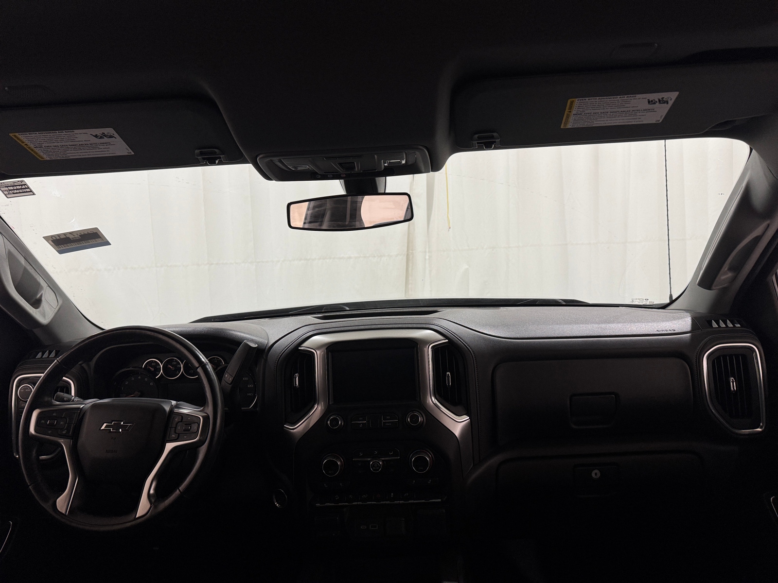 Thumbnail: 2020 Chevrolet Silverado 1500 - 3