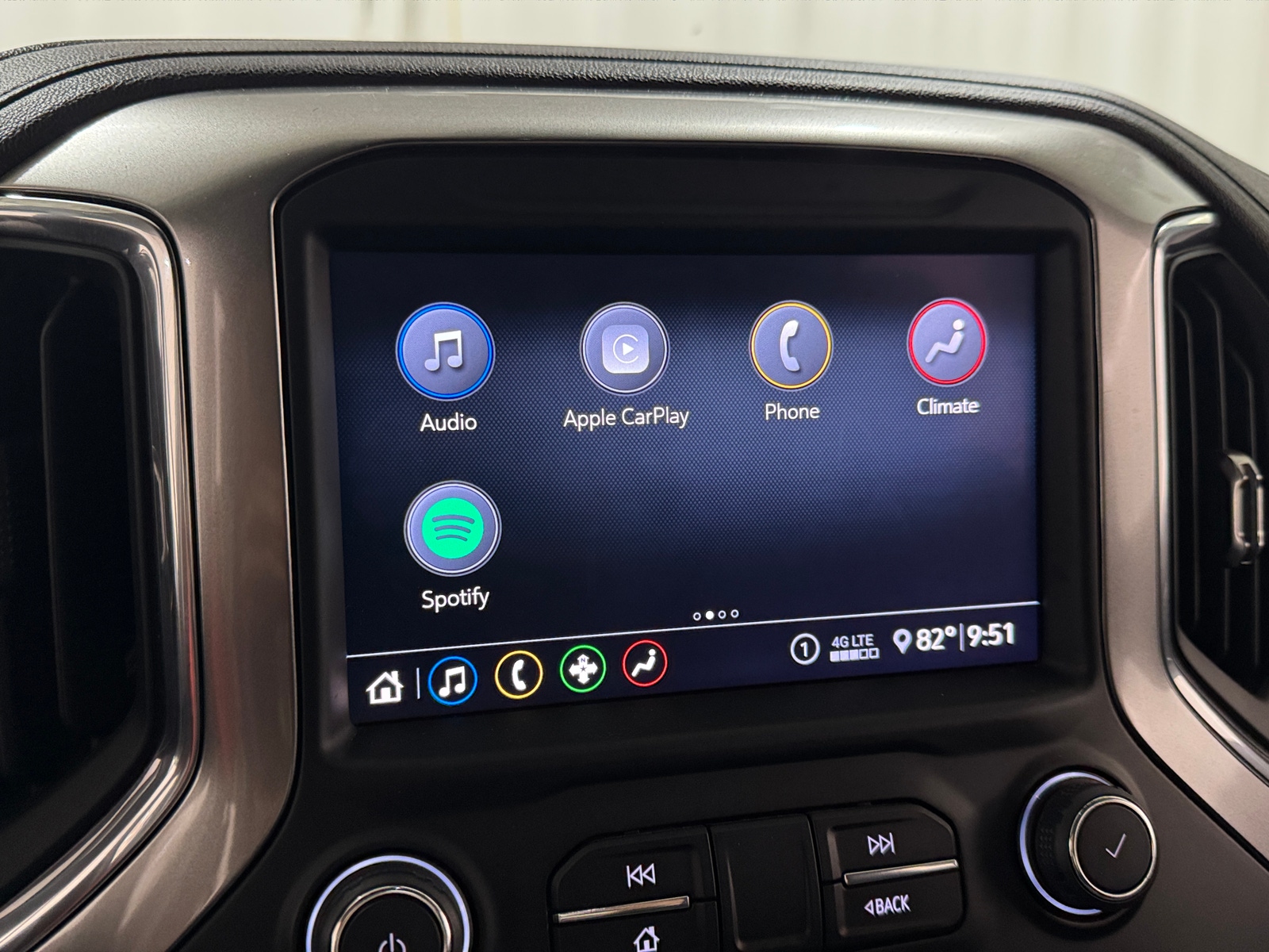 Thumbnail: 2020 Chevrolet Silverado 1500 - 4