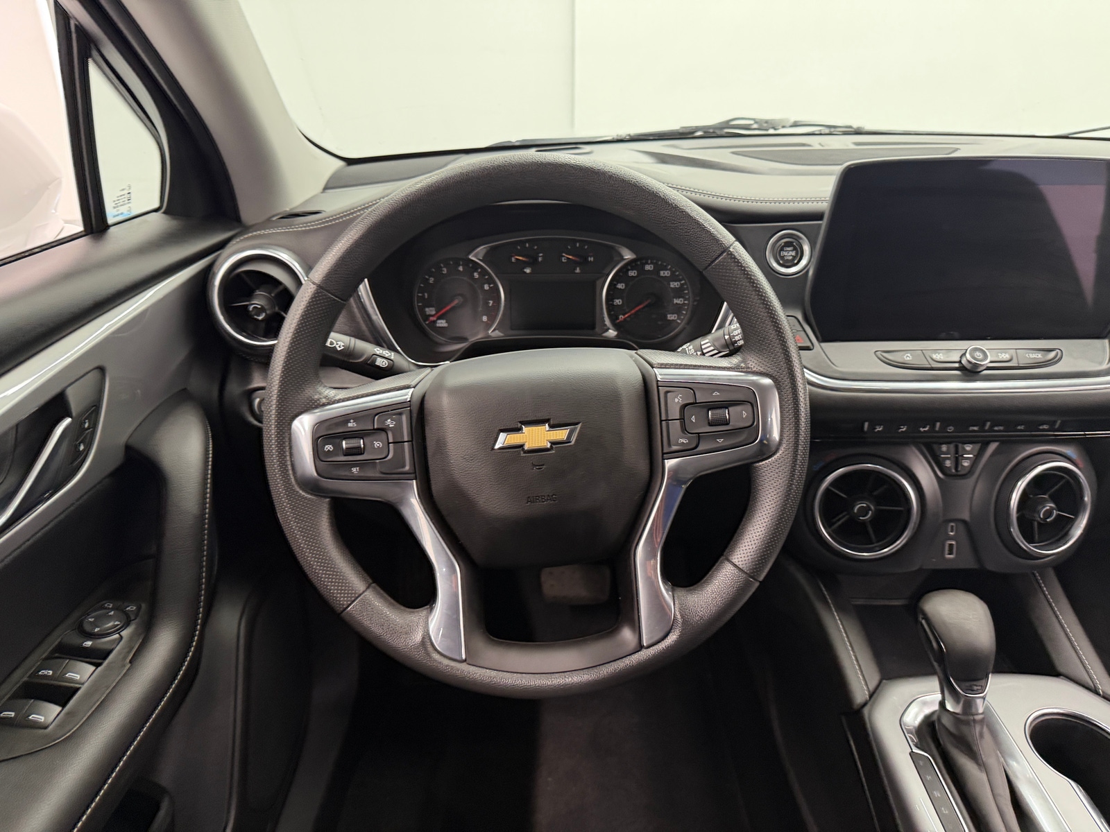 Thumbnail: 2023 Chevrolet Blazer - 5