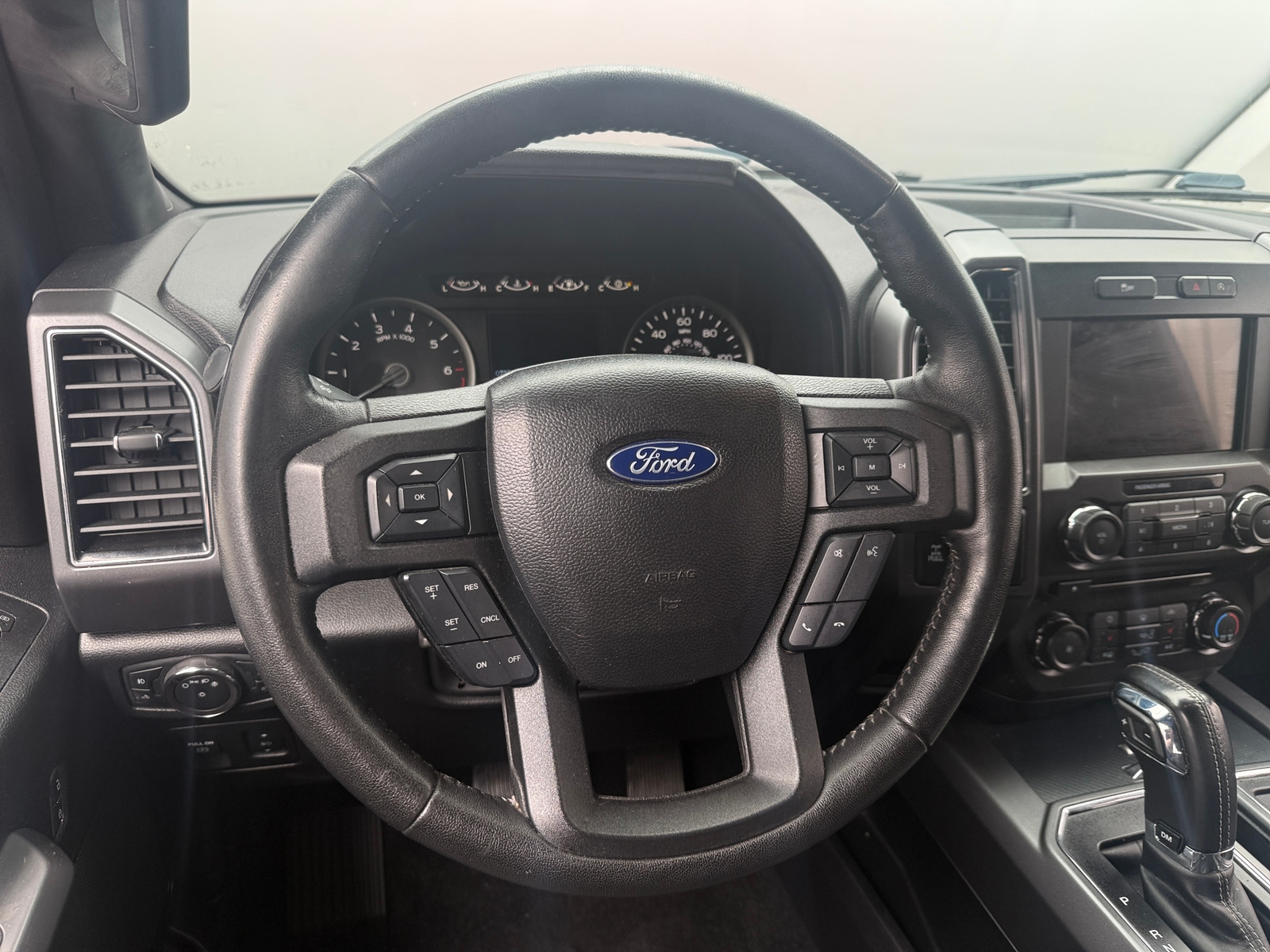 Thumbnail: 2018 Ford Econoline - 5