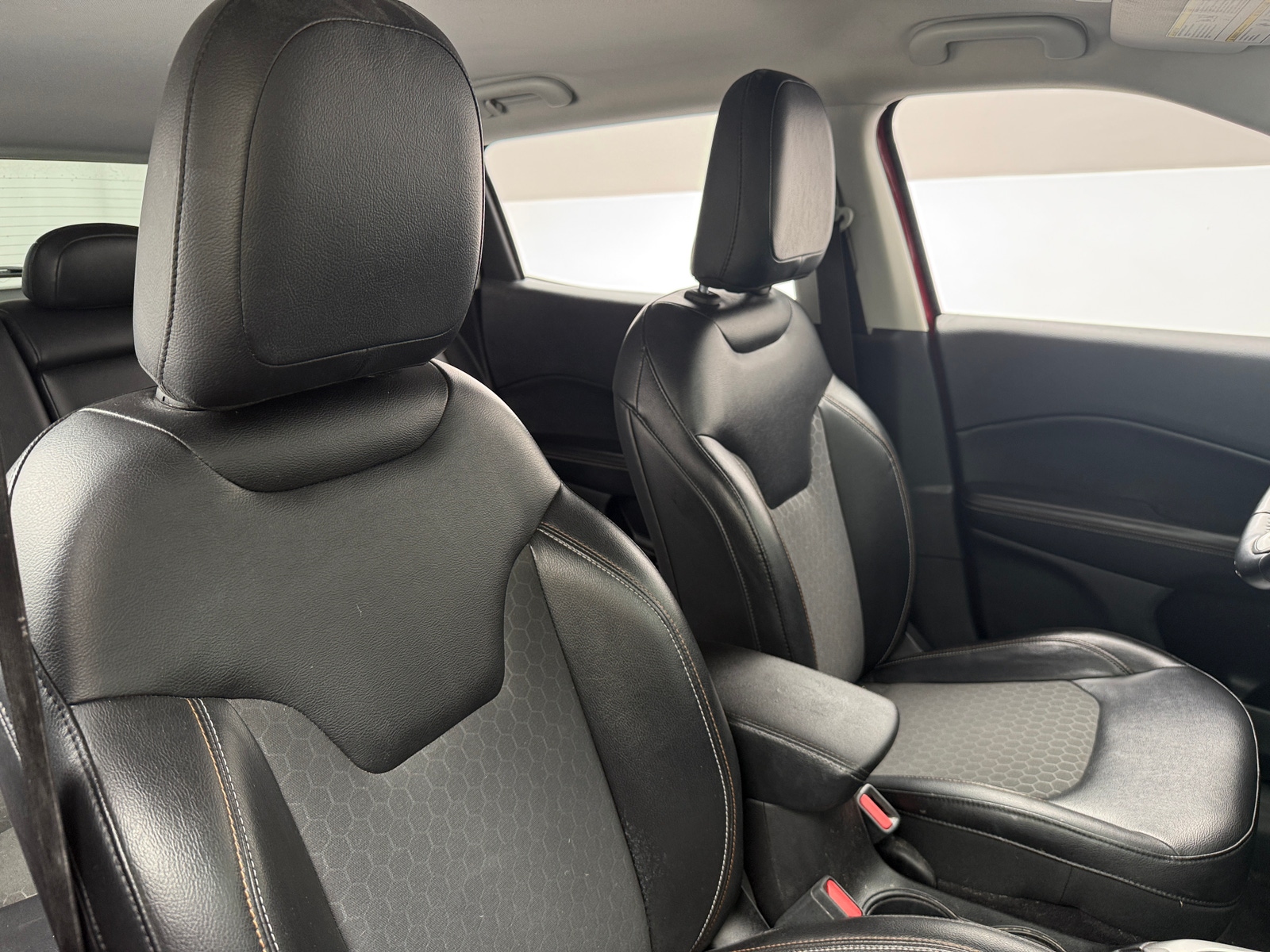 Thumbnail: 2018 Jeep Compass - 2