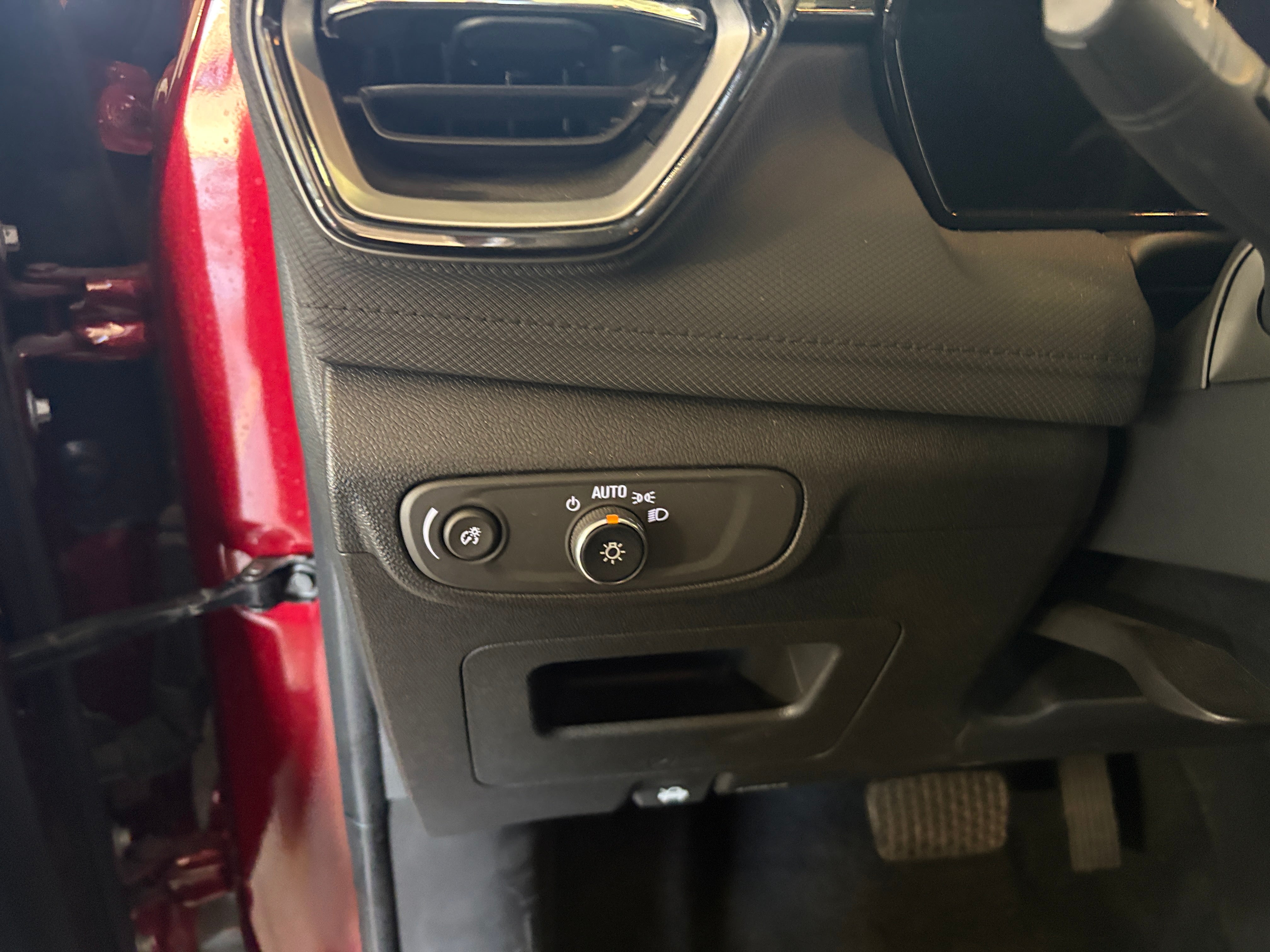 2025 Chevrolet Trailblazer LT - Photo 10