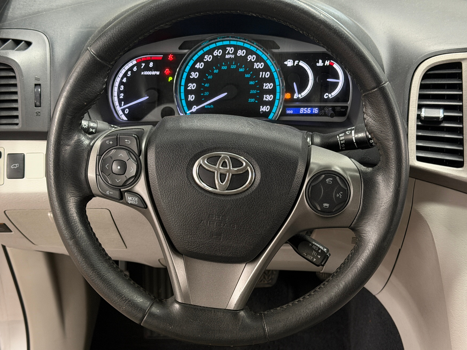 Thumbnail: 2015 Toyota Venza - 4