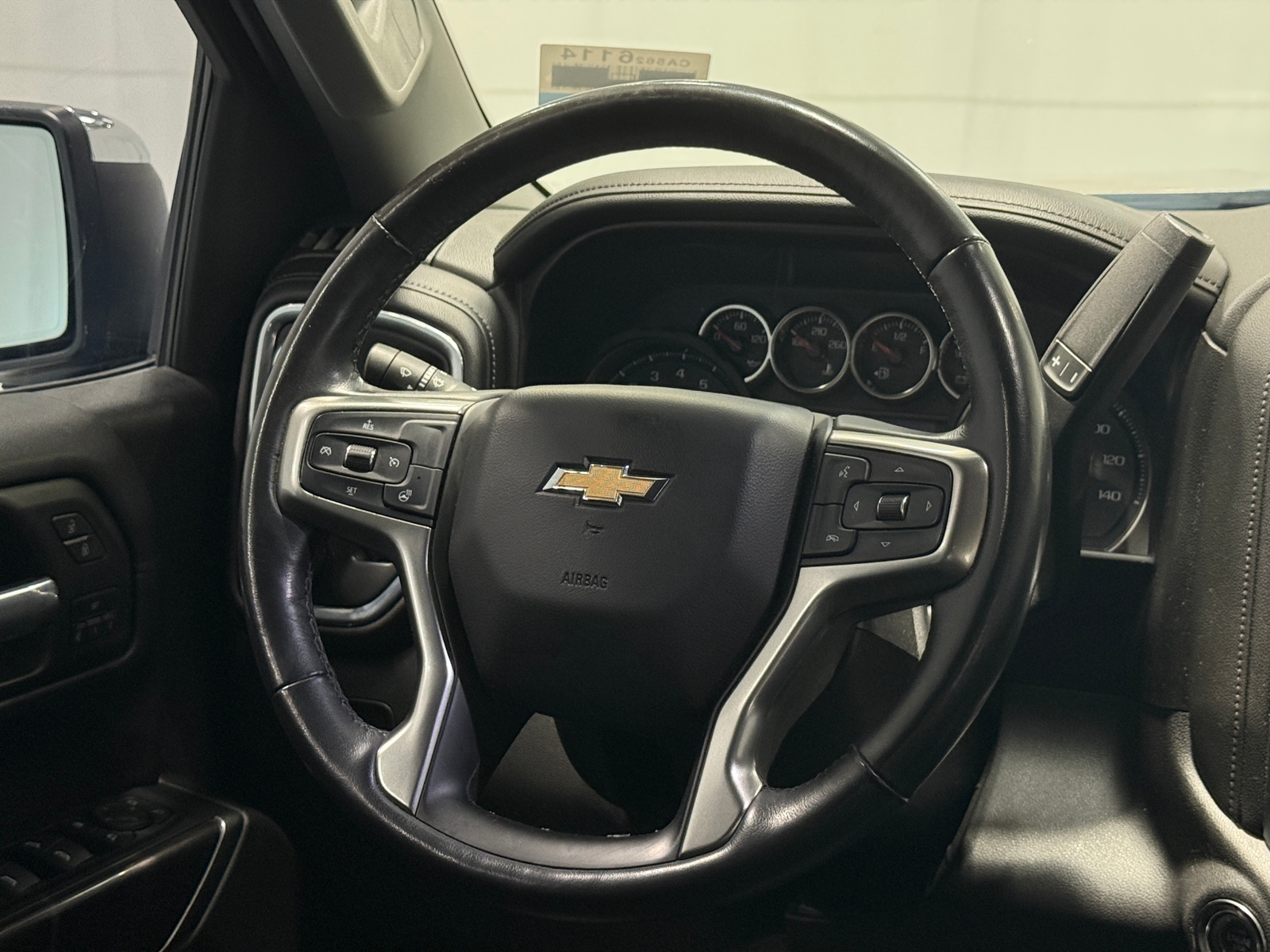 Thumbnail: 2019 Chevrolet Silverado 1500 - 4