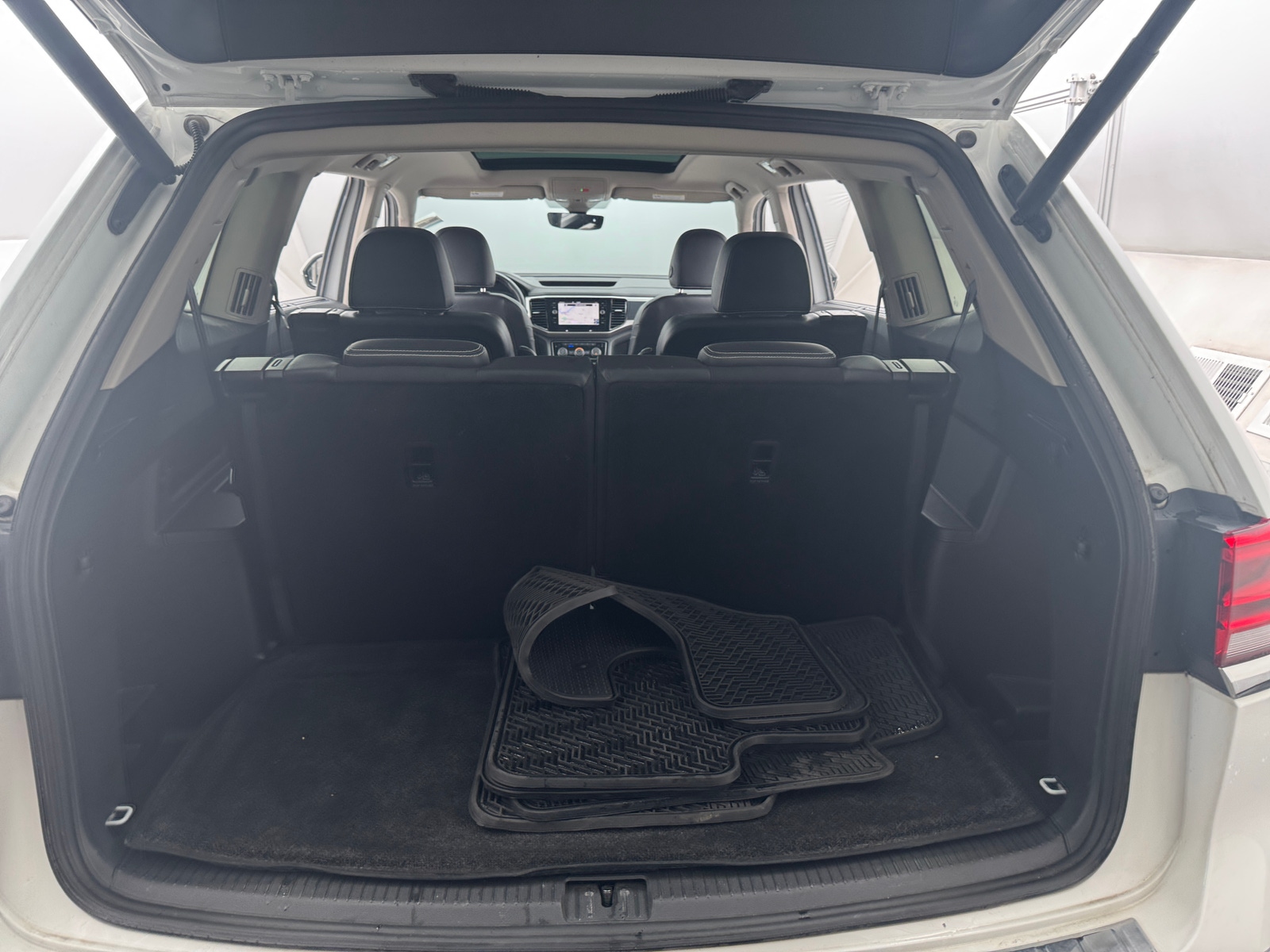 Thumbnail: 2021 Volkswagen Atlas - 6