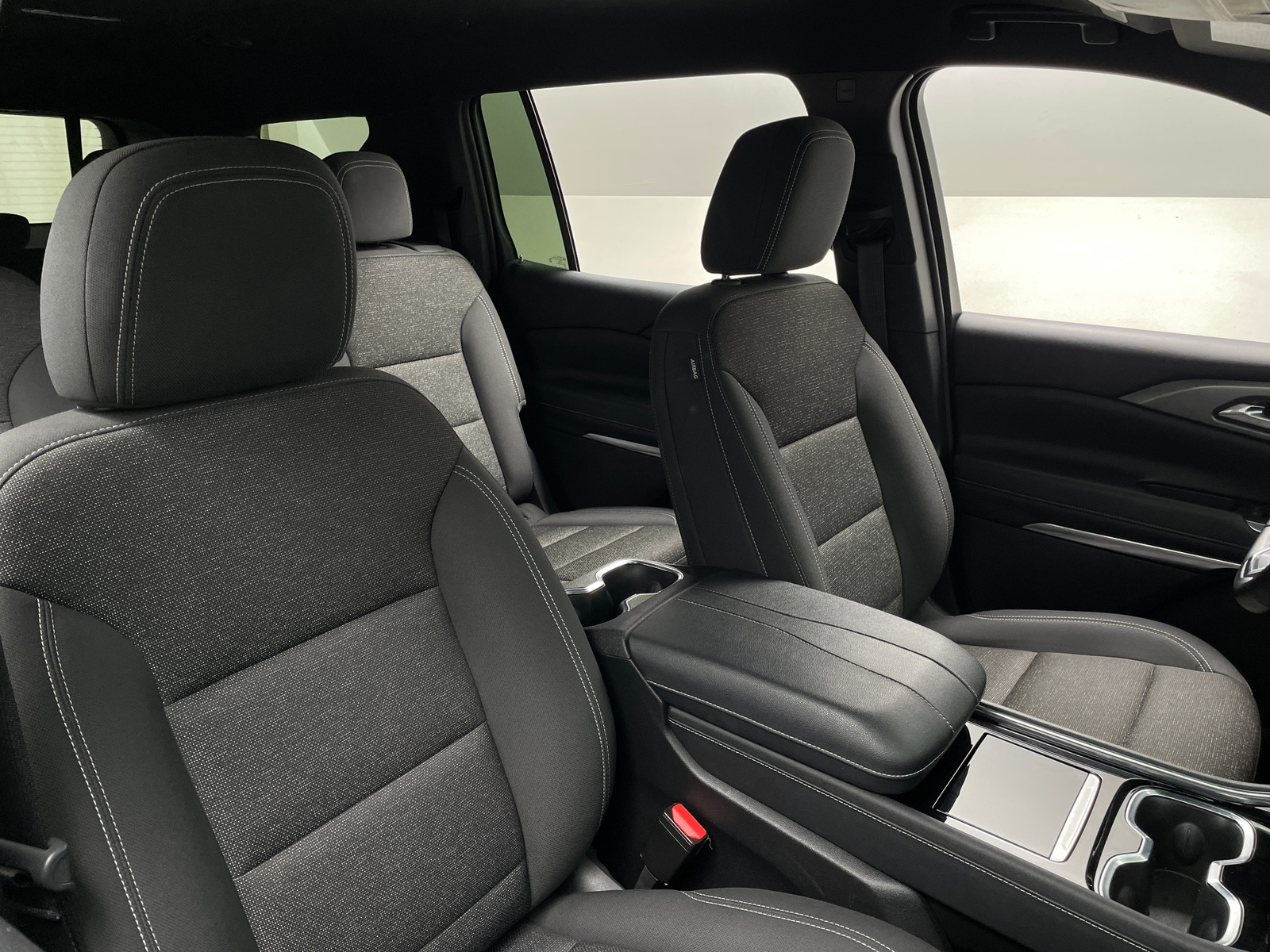 Thumbnail: 2024 Chevrolet Traverse - 2