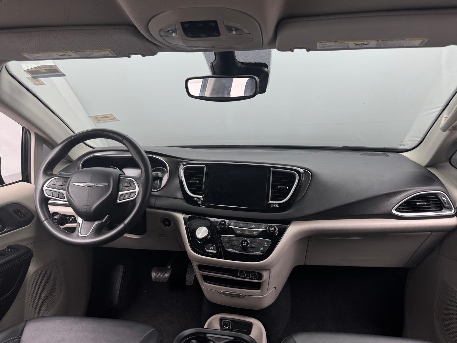 Thumbnail: 2024 Chrysler Pacifica - 2