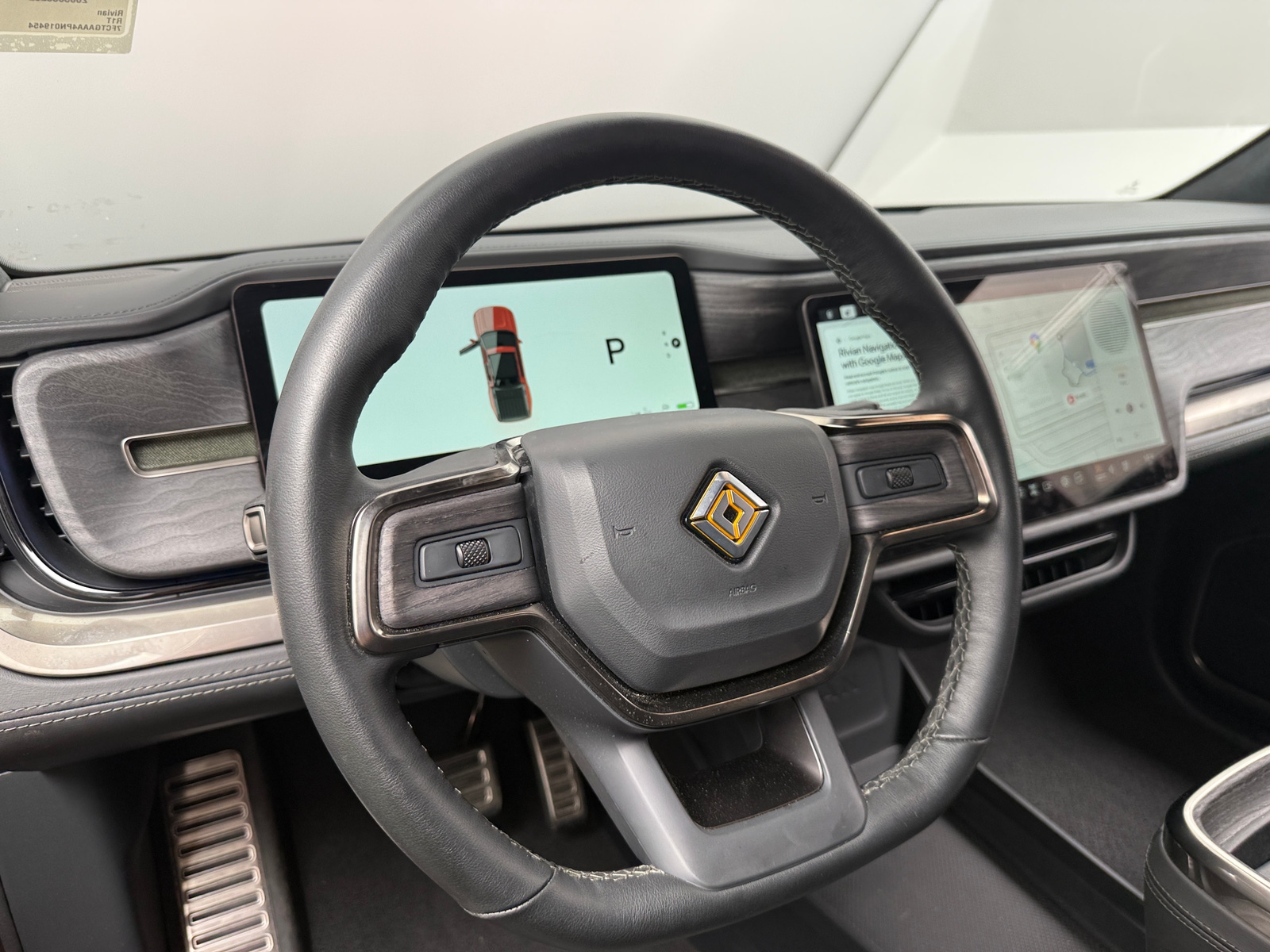 Thumbnail: 2023 Rivian R1T - 4