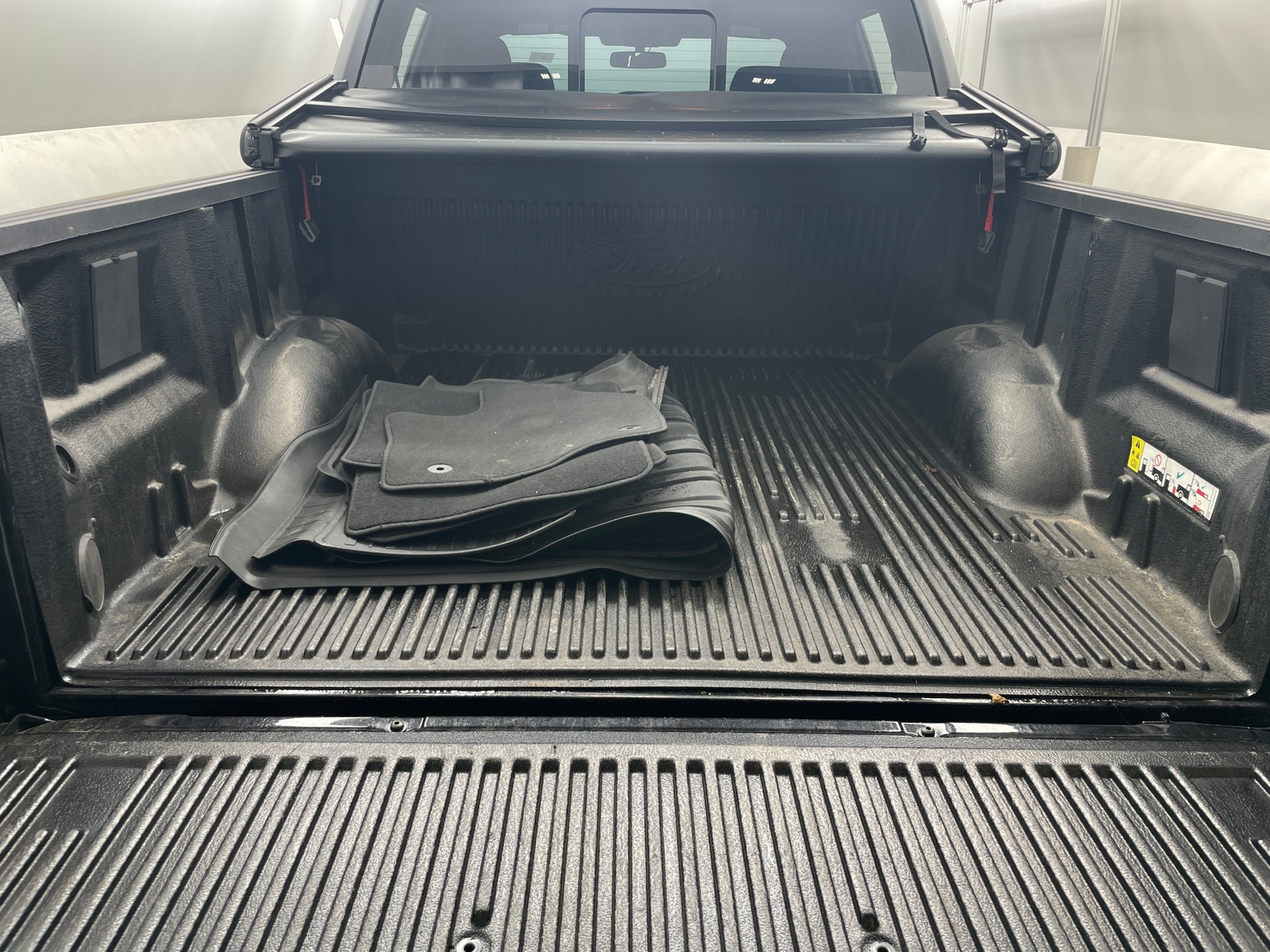 Thumbnail: 2019 Ford Econoline - 7