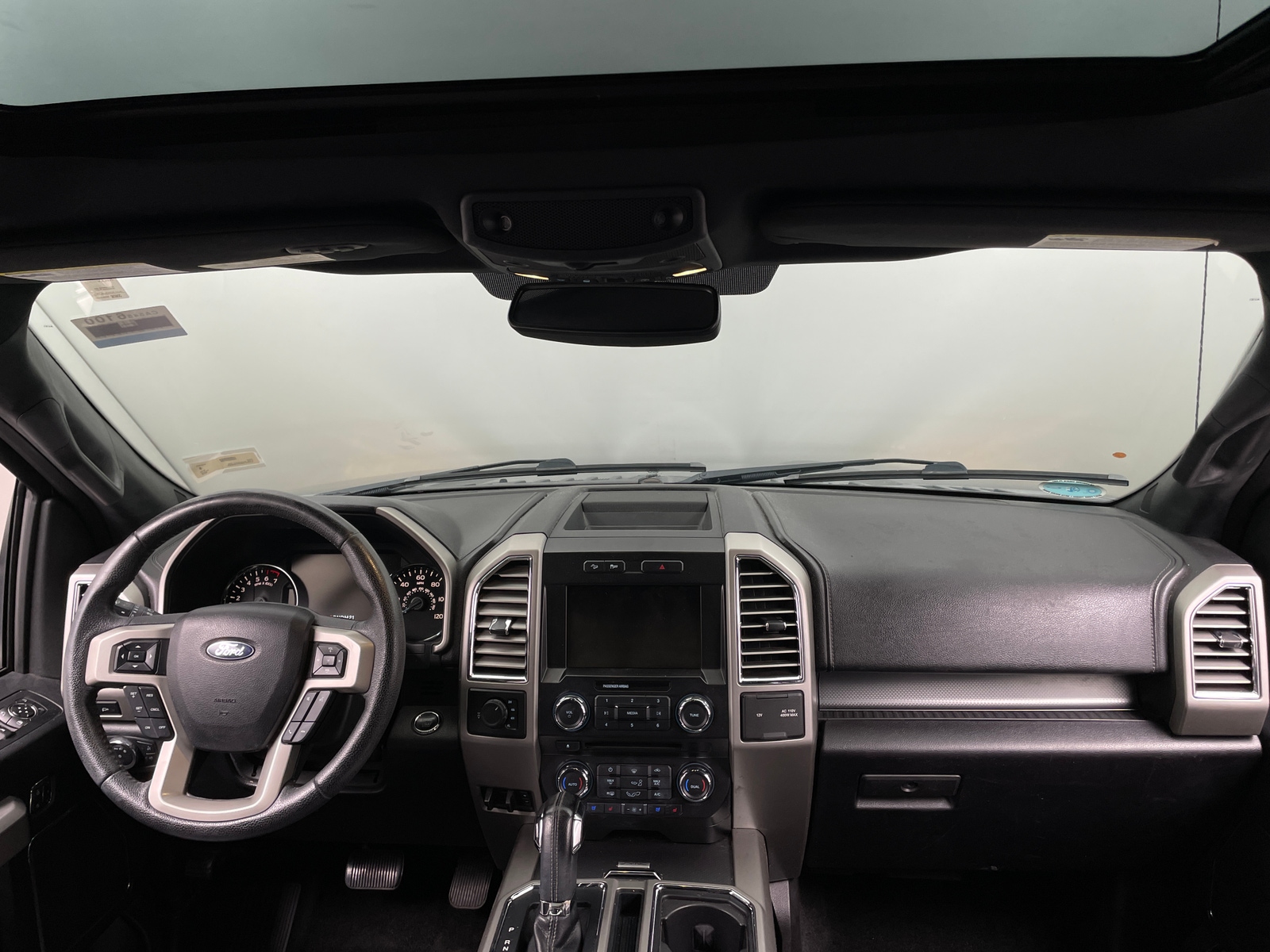 Thumbnail: 2015 Ford Econoline - 2