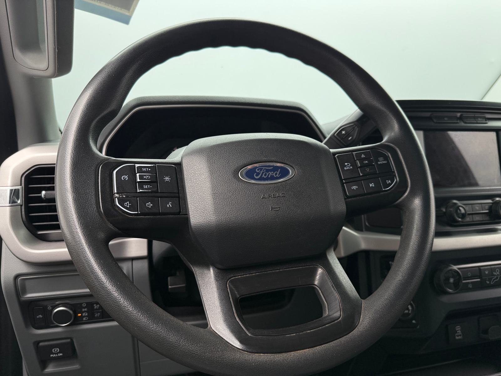 Thumbnail: 2022 Ford Econoline - 4