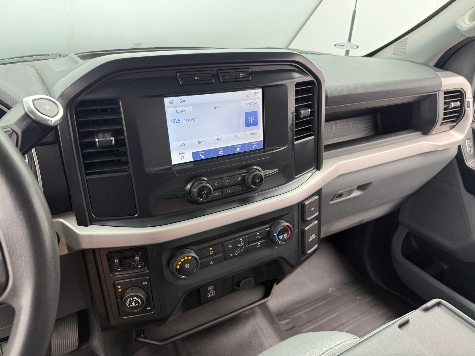 Thumbnail: 2022 Ford Econoline - 3