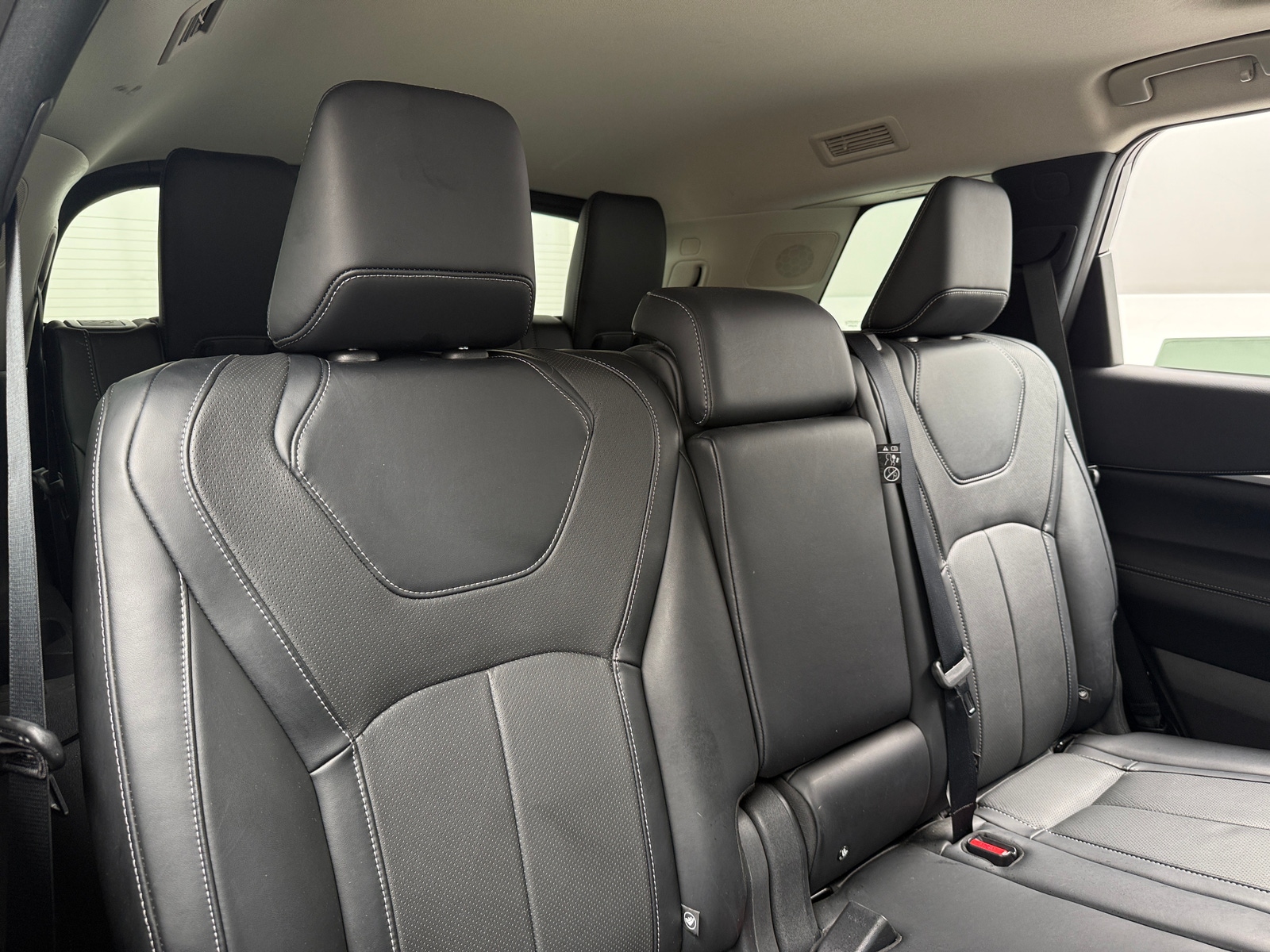Thumbnail: 2023 INFINITI QX60 - 5