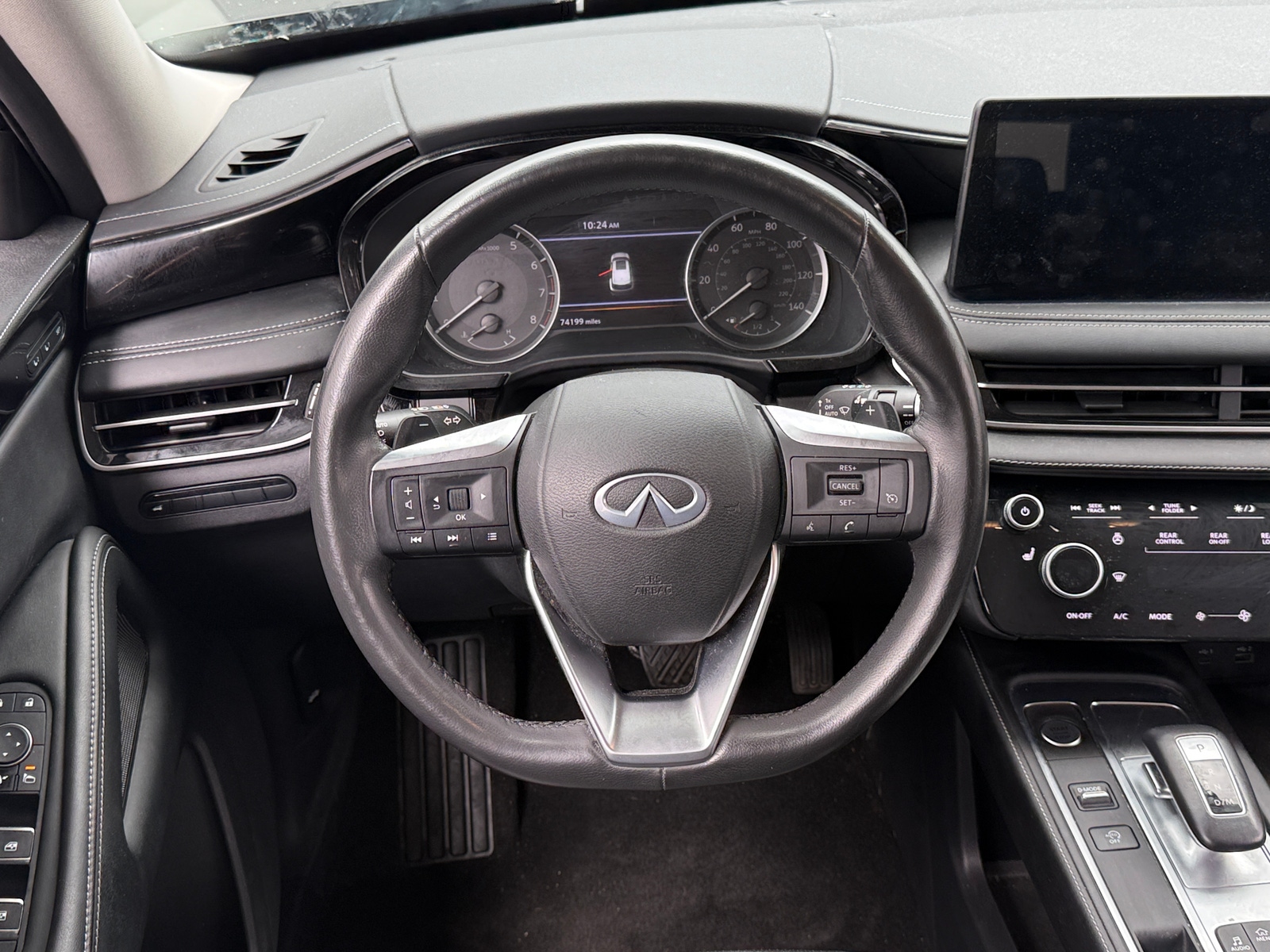 Thumbnail: 2023 INFINITI QX60 - 4