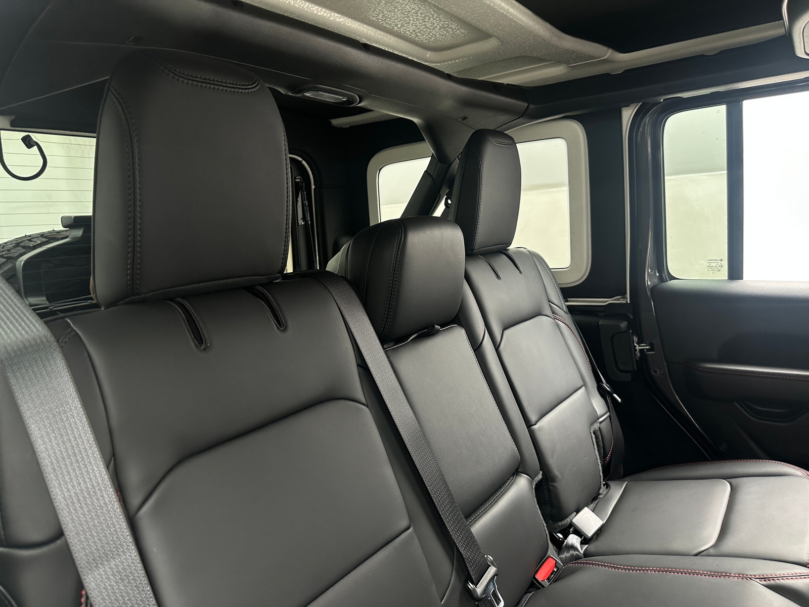 Thumbnail: 2025 Jeep Wrangler - 5