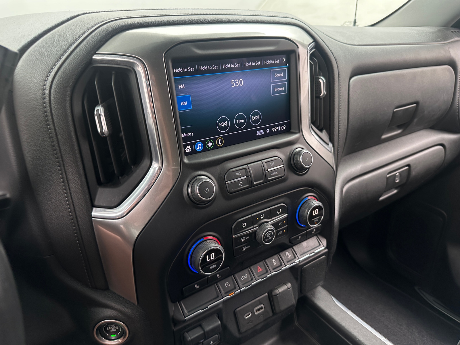 Thumbnail: 2020 Chevrolet Silverado 1500 - 4
