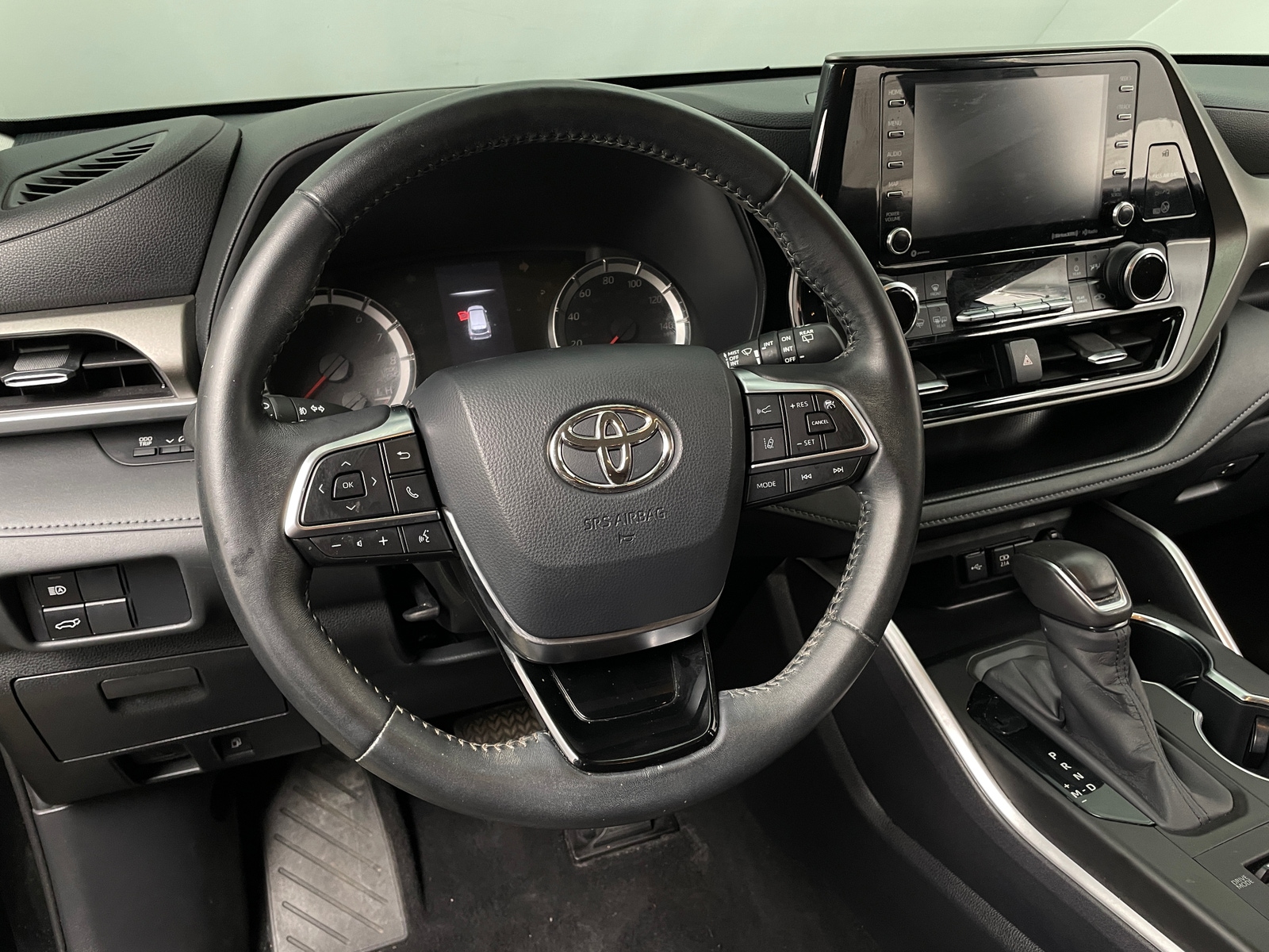 Thumbnail: 2020 Toyota Highlander - 5