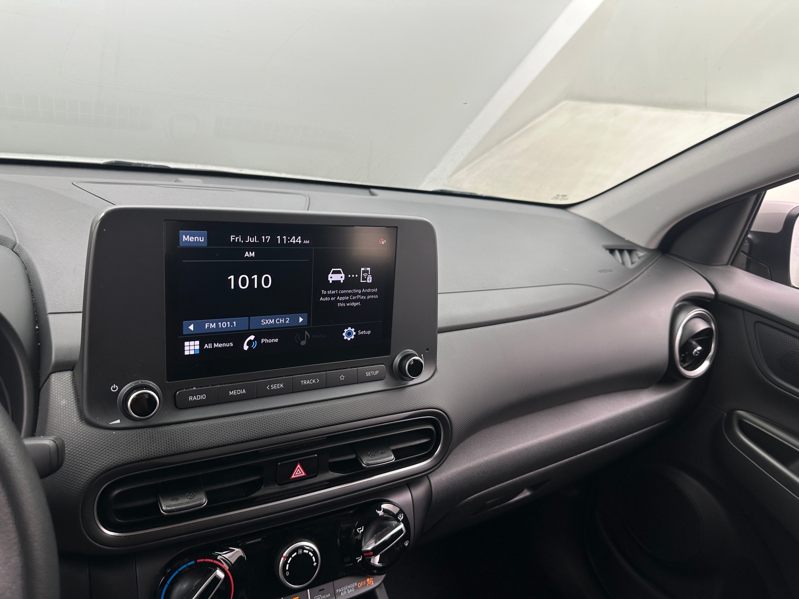 Thumbnail: 2023 Hyundai Kona - 4