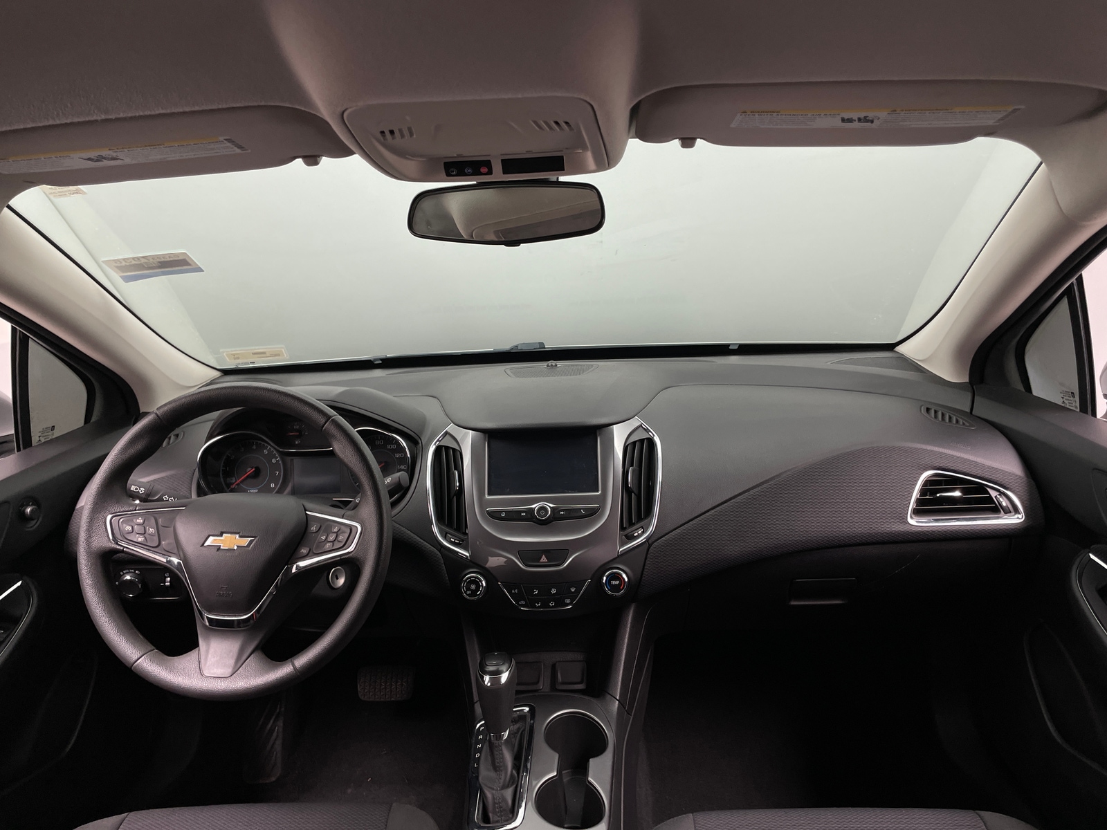 Thumbnail: 2016 Chevrolet Cruze - 3
