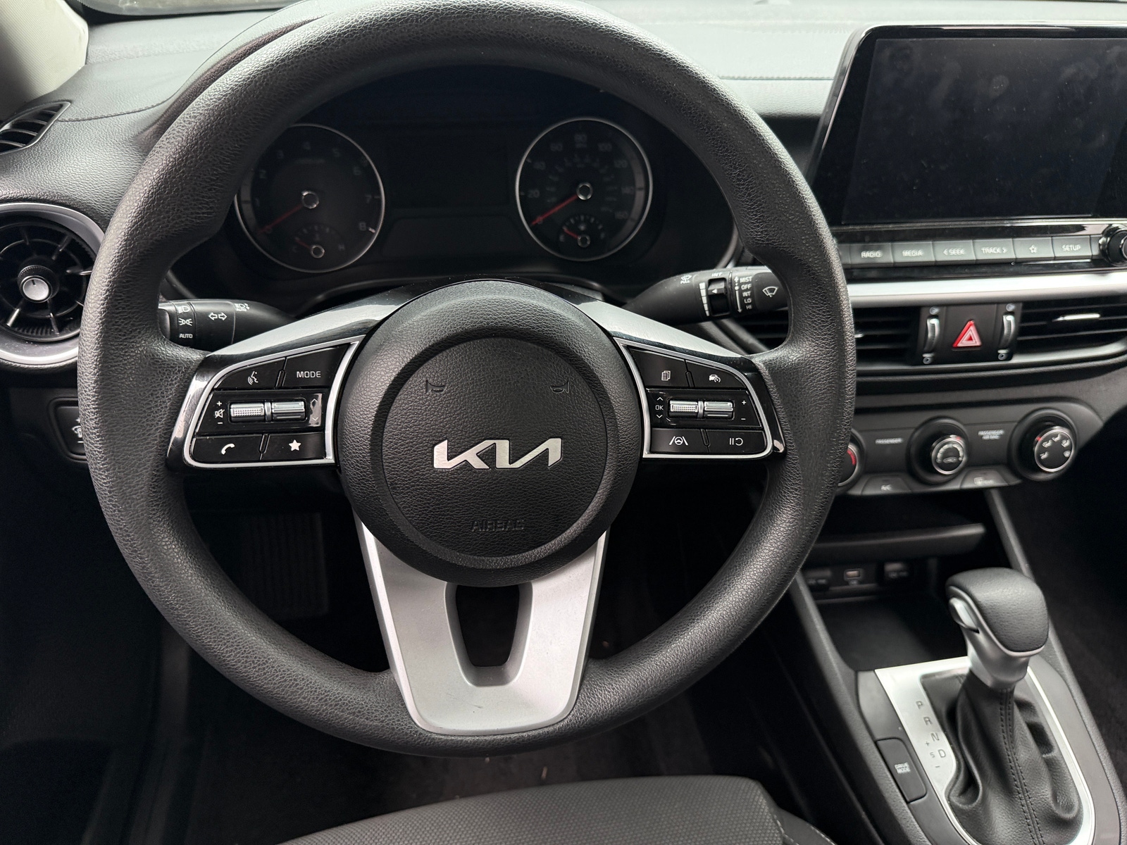 Thumbnail: 2023 Kia Forte - 5