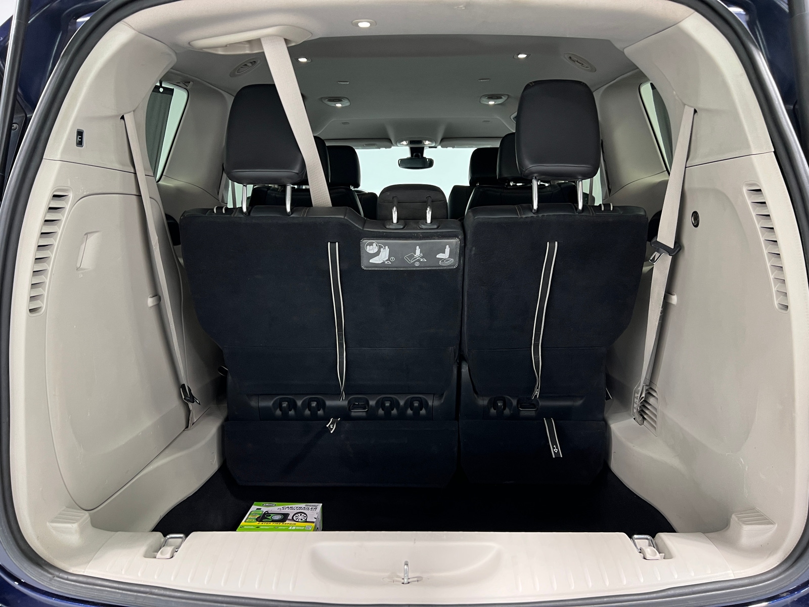 Thumbnail: 2017 Chrysler Pacifica - 6