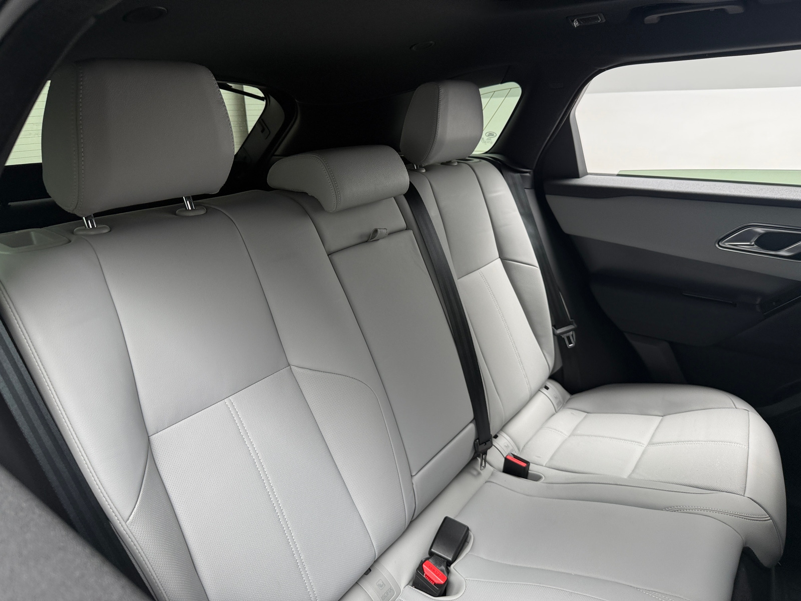 Thumbnail: 2024 Land Rover Range Rover Velar - 5