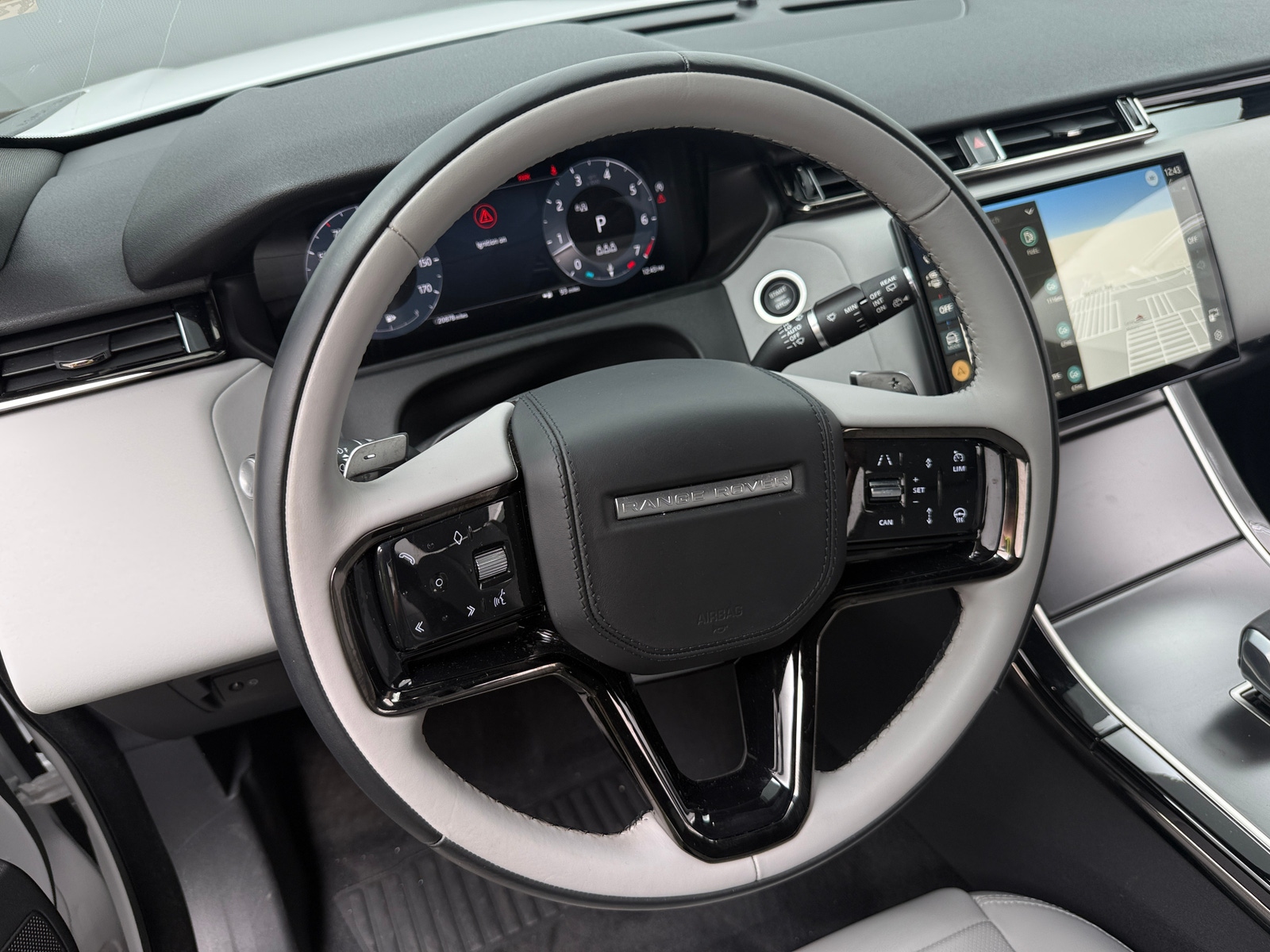 Thumbnail: 2024 Land Rover Range Rover Velar - 4