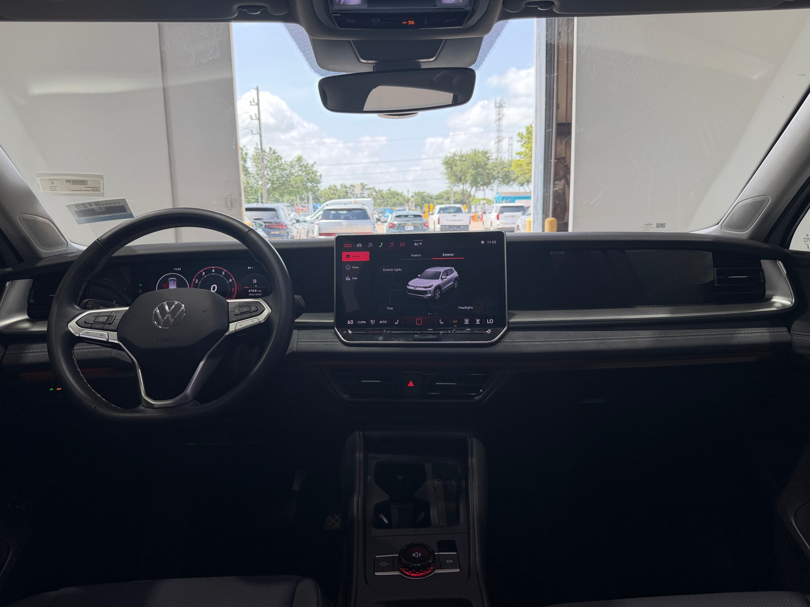 Thumbnail: 2026 Volkswagen Tiguan - 2