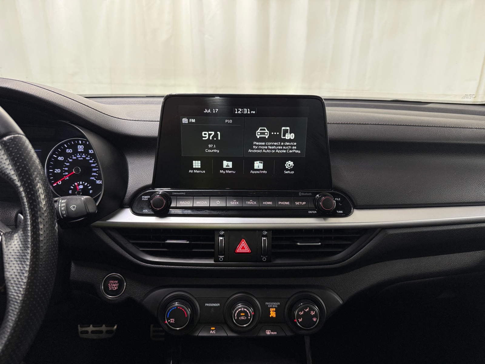 Thumbnail: 2020 Kia Forte - 4