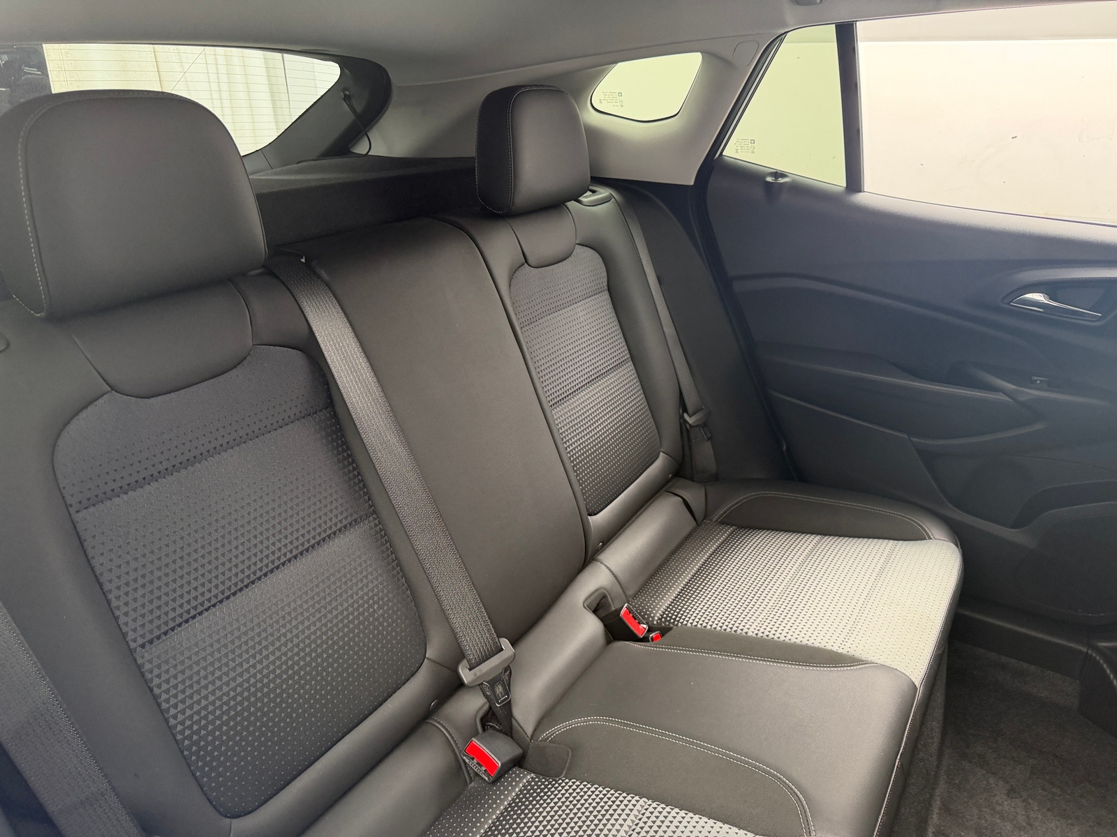Thumbnail: 2025 Chevrolet Trax - 6