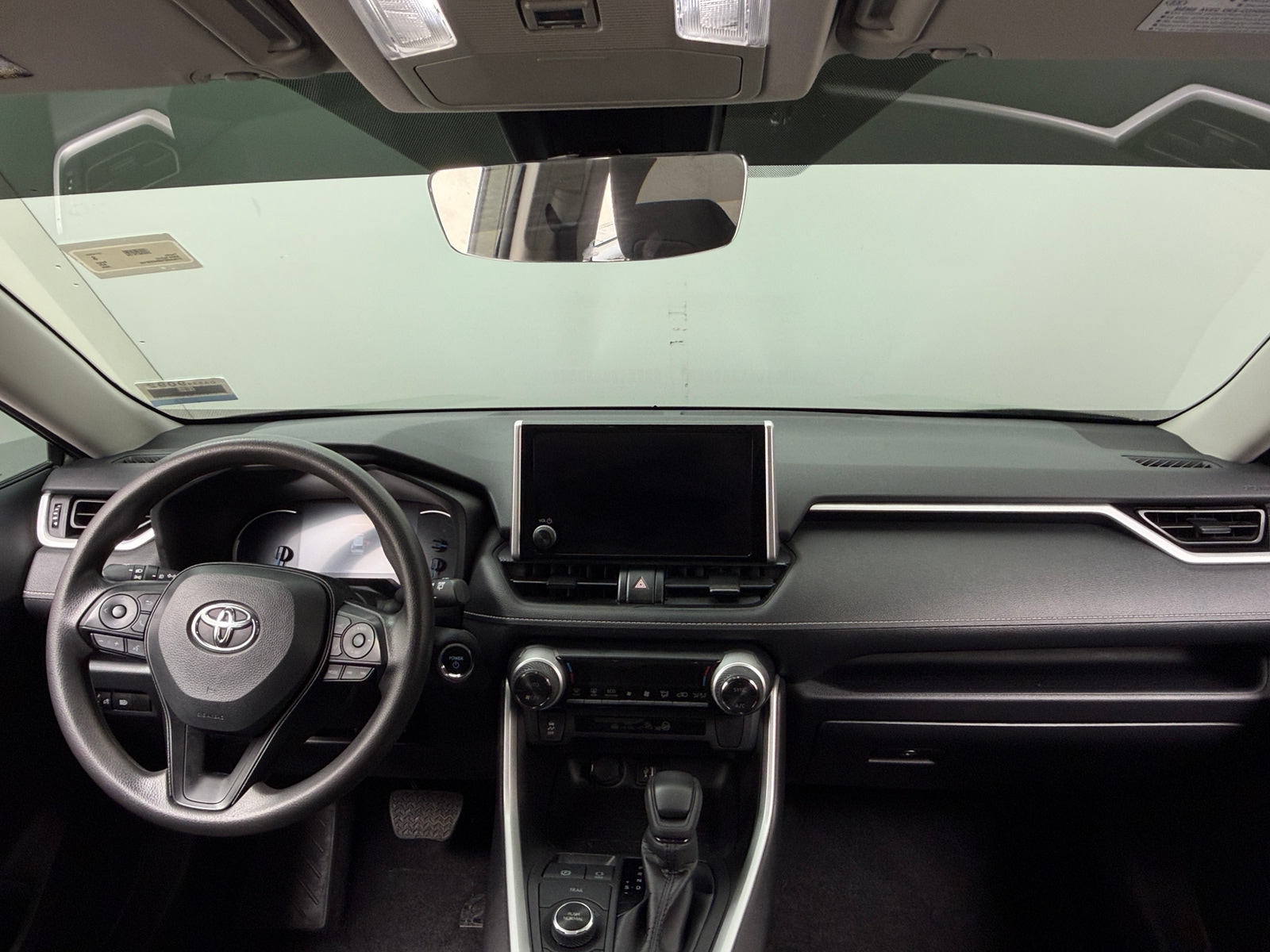 Thumbnail: 2024 Toyota RAV4 - 3