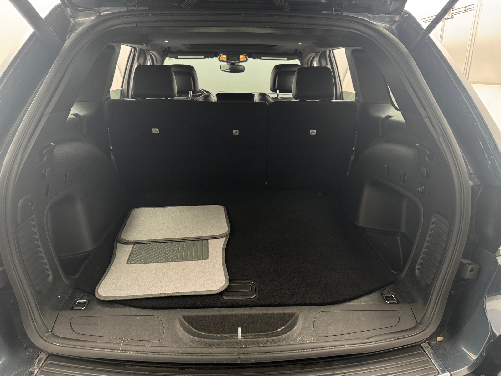 Thumbnail: 2021 Jeep Grand Cherokee - 6