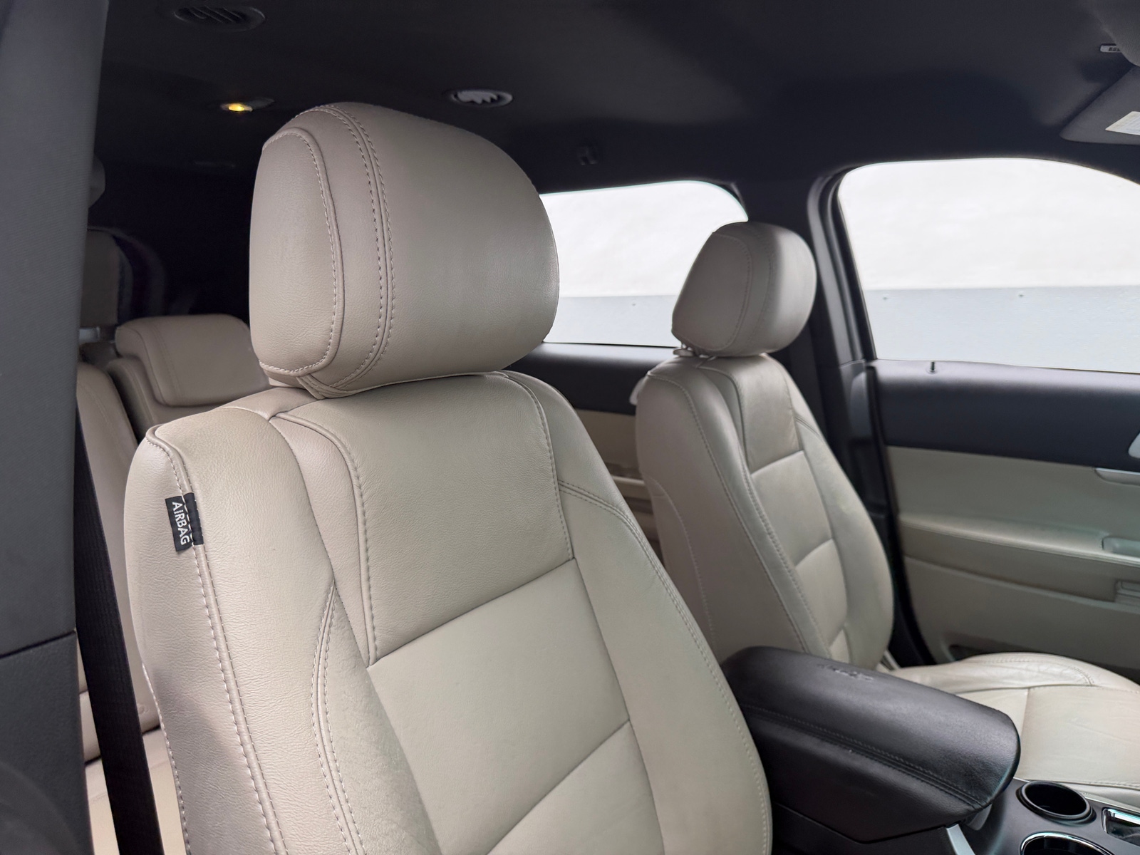 Thumbnail: 2015 Ford Explorer - 2