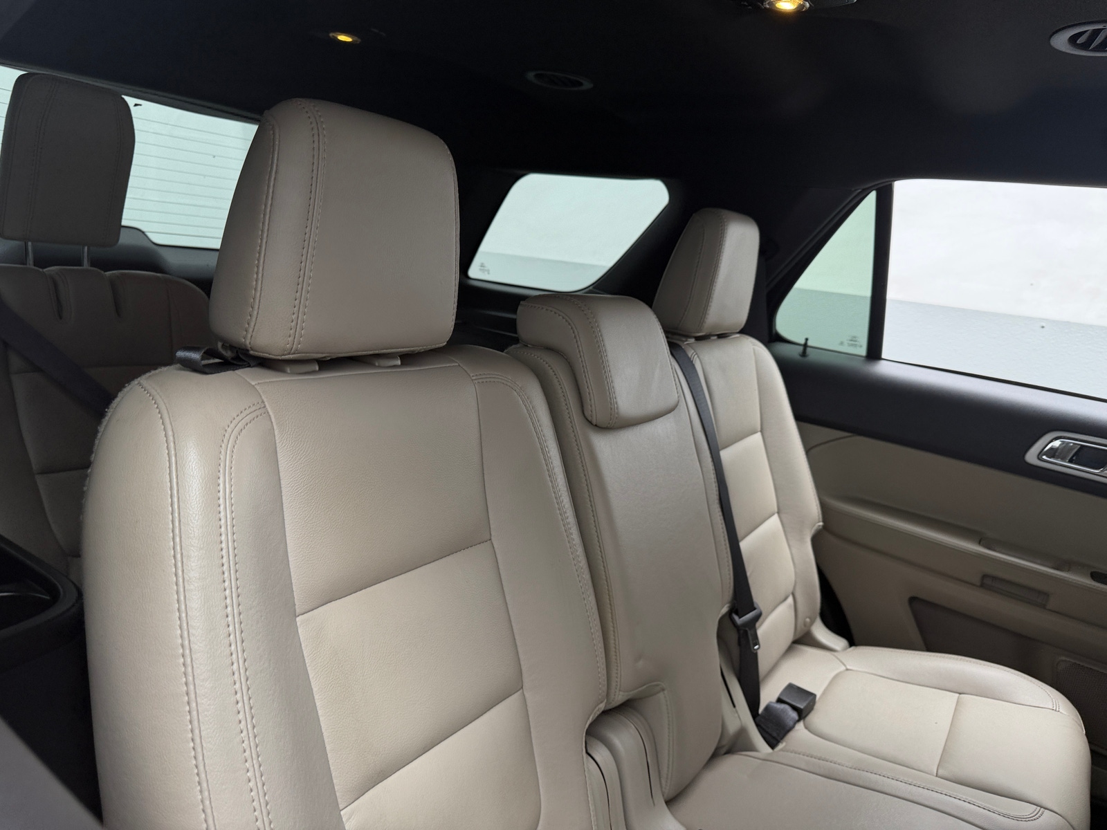 Thumbnail: 2015 Ford Explorer - 6