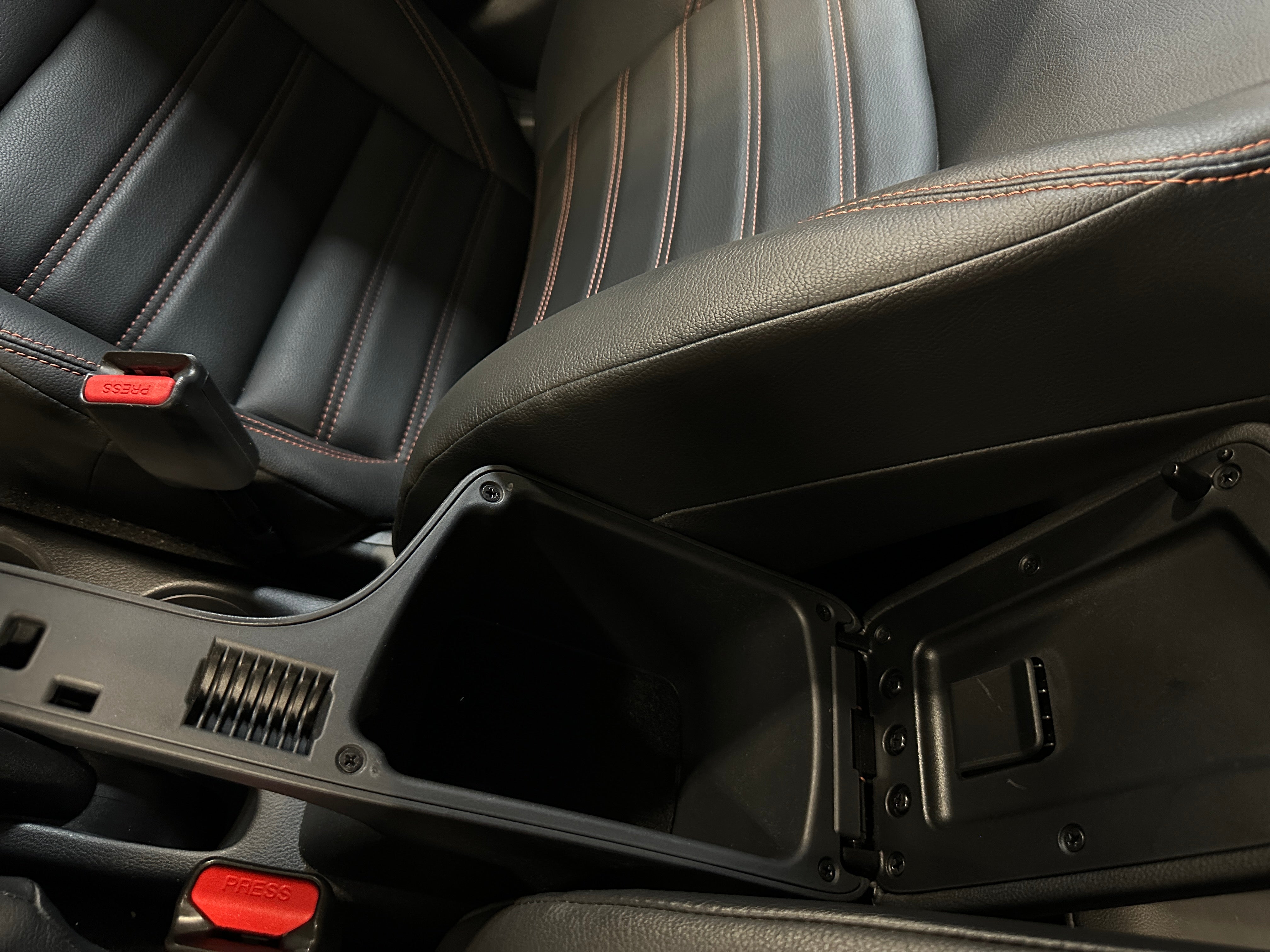 2020 Nissan Kicks SR - Photo 11