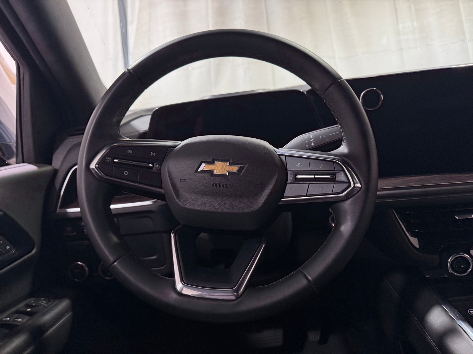 Thumbnail: 2025 Chevrolet Tahoe - 4