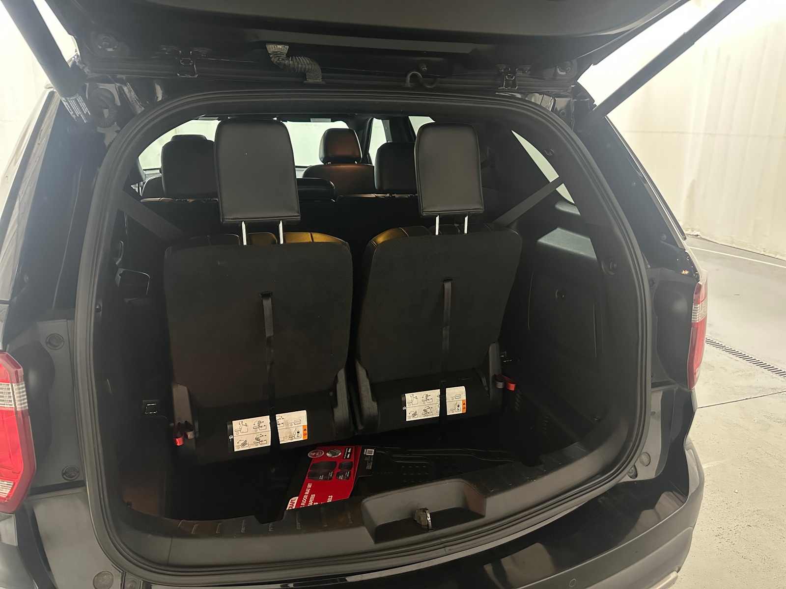 Thumbnail: 2017 Ford Explorer - 7