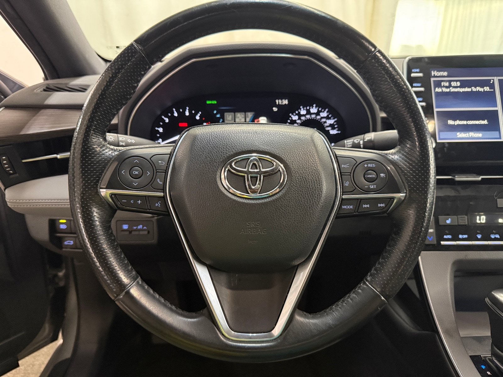 Thumbnail: 2021 Toyota Avalon - 4